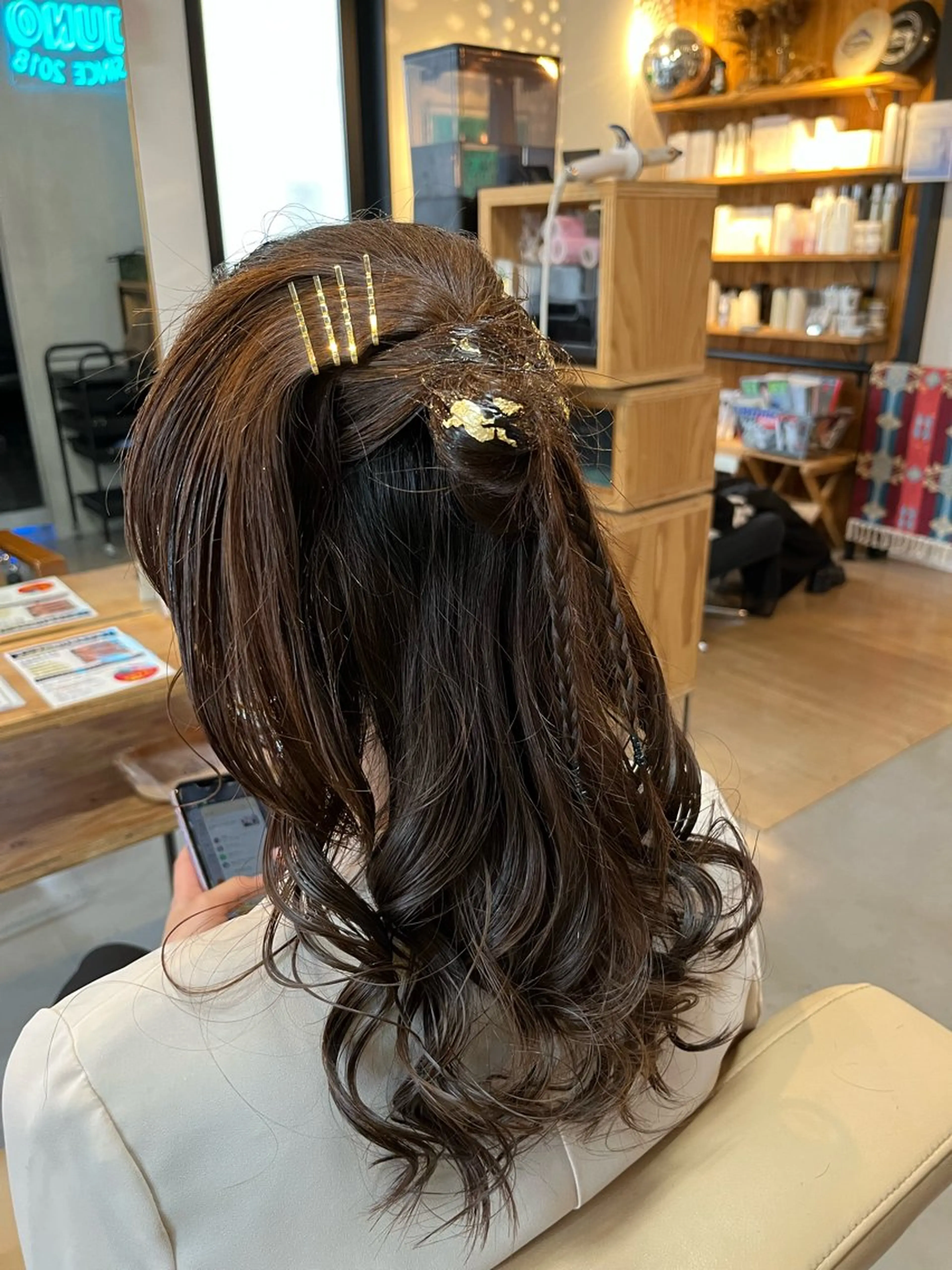 ミディアム カット 阪神西宮★JUNO 川﨑温子のヘアスタイル