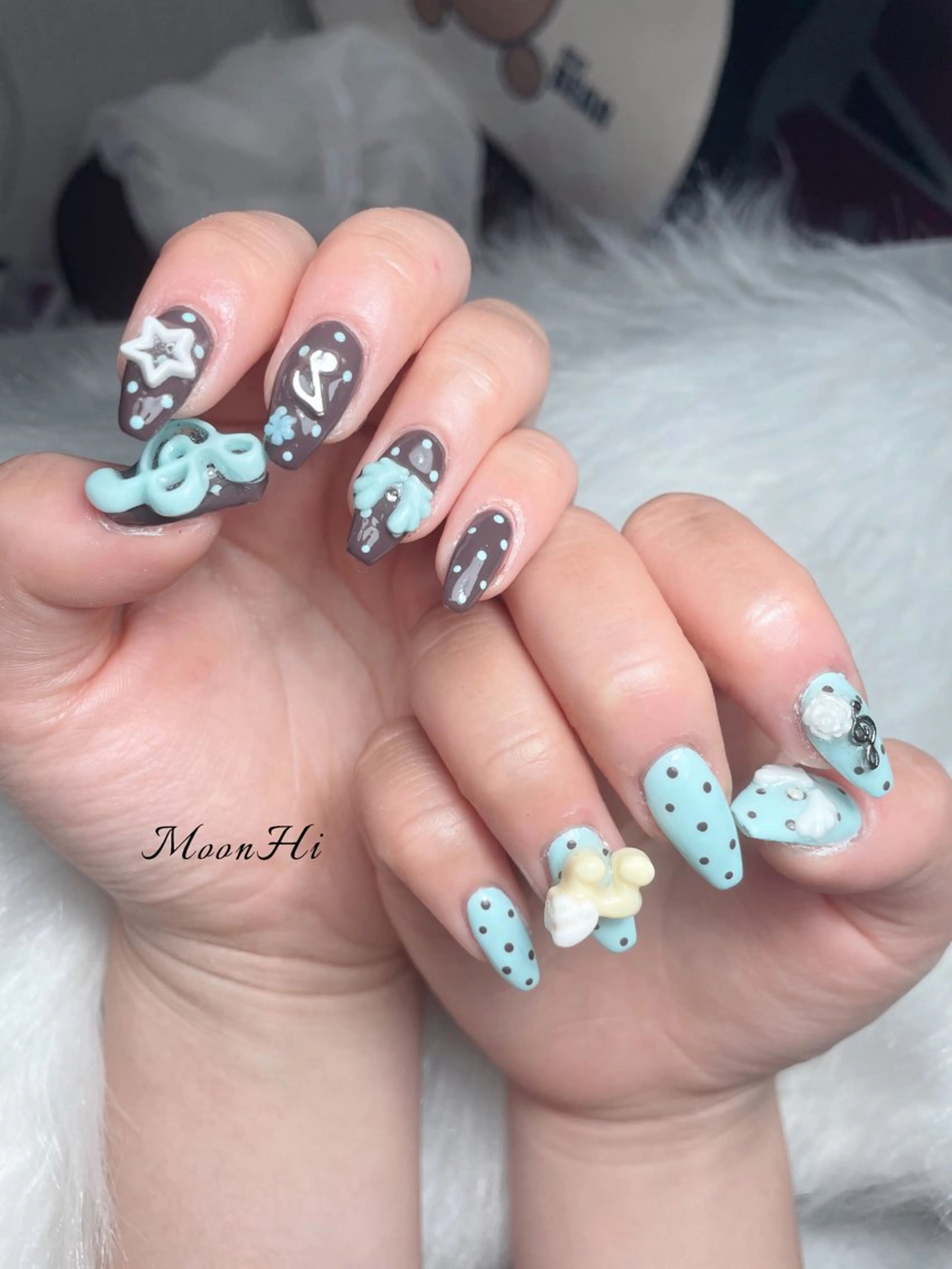 ネイル MoonHi Nail 朝霞台のネイルデザイン