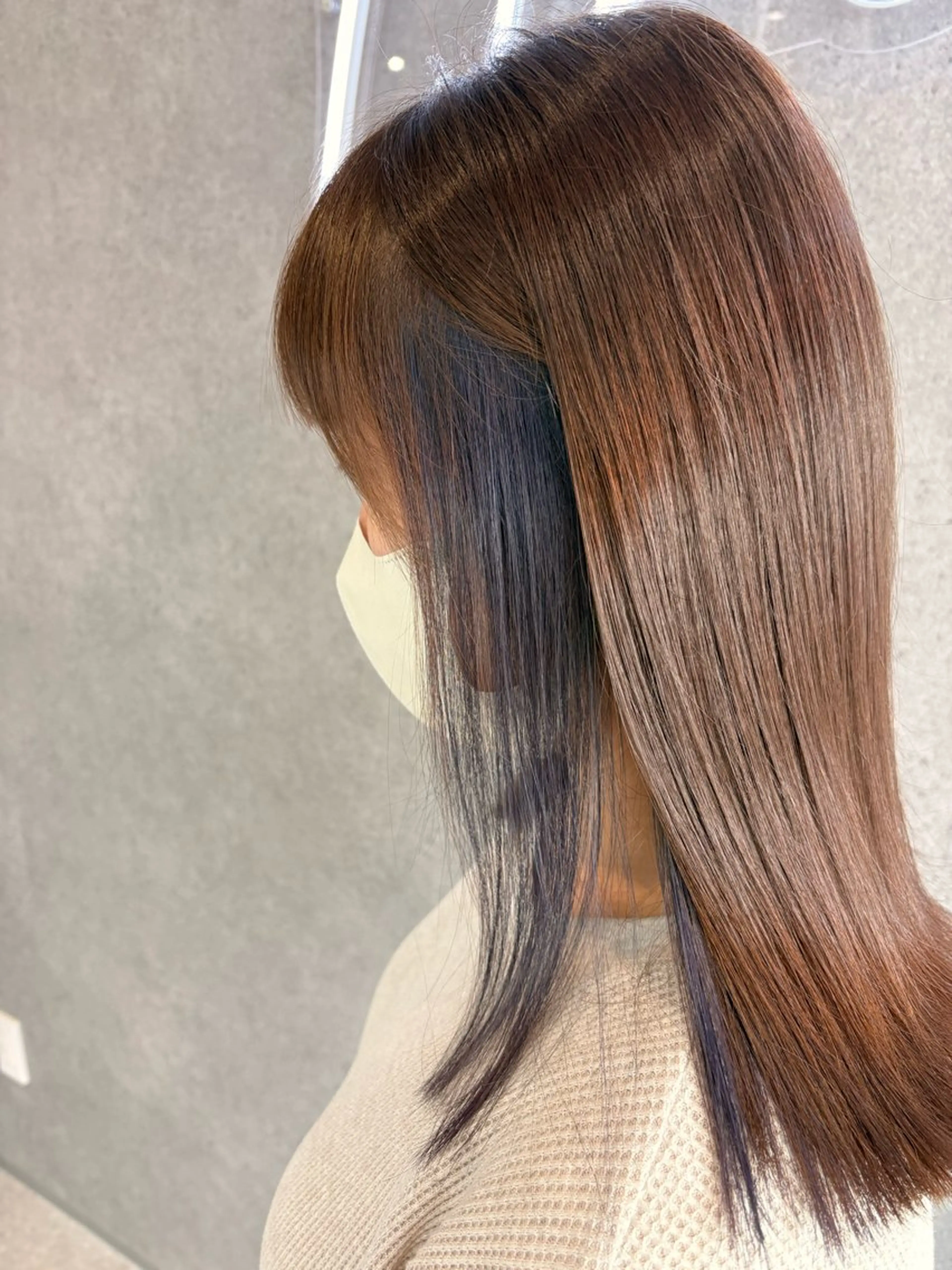 ロング ARCANA イホリのヘアスタイル