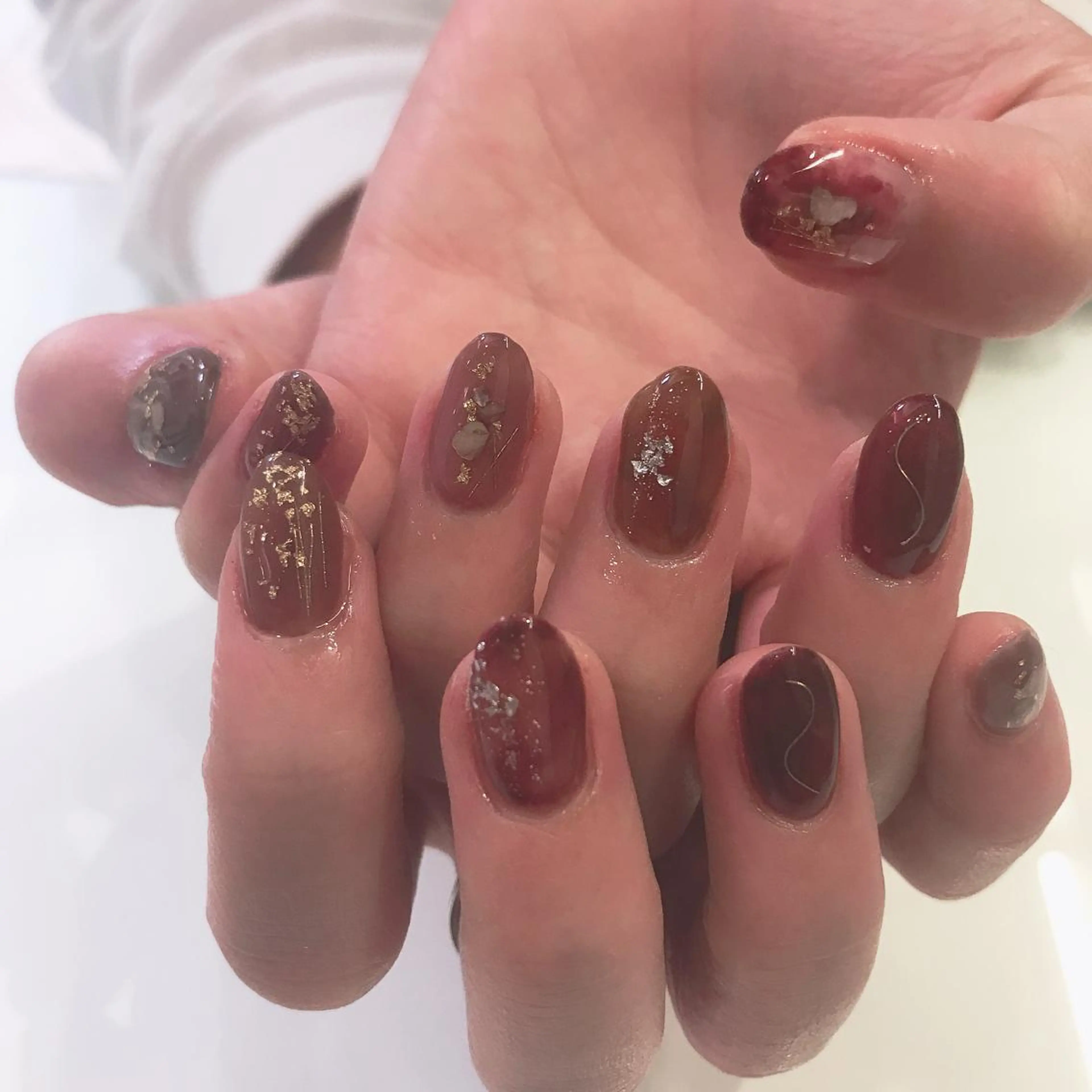 ネイル 韓国風✨髪質改善✨ 縮毛矯正✨松浦知奈美のヘアスタイル