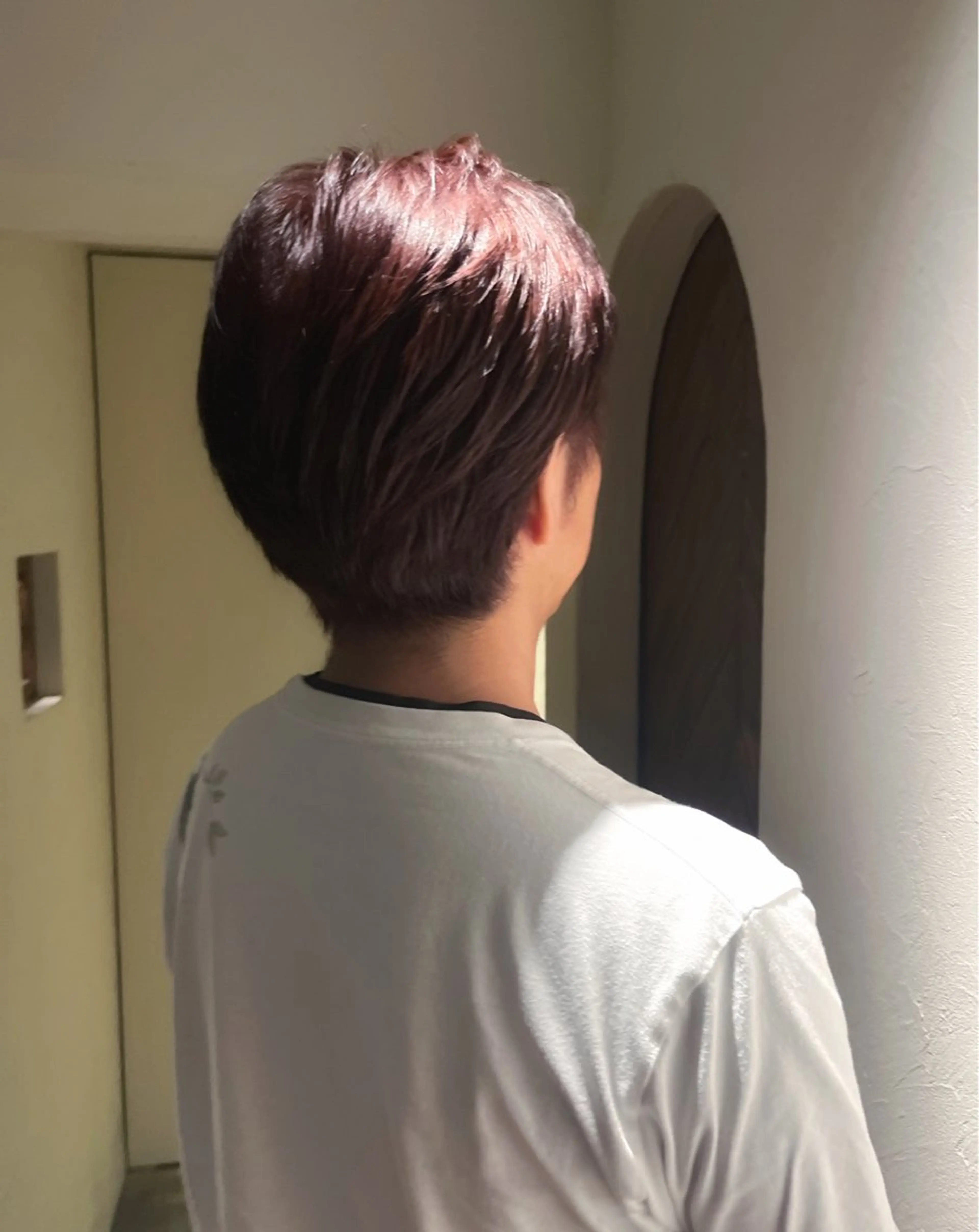 カラー メンズ レッドカラー hinaru ．のヘアスタイル