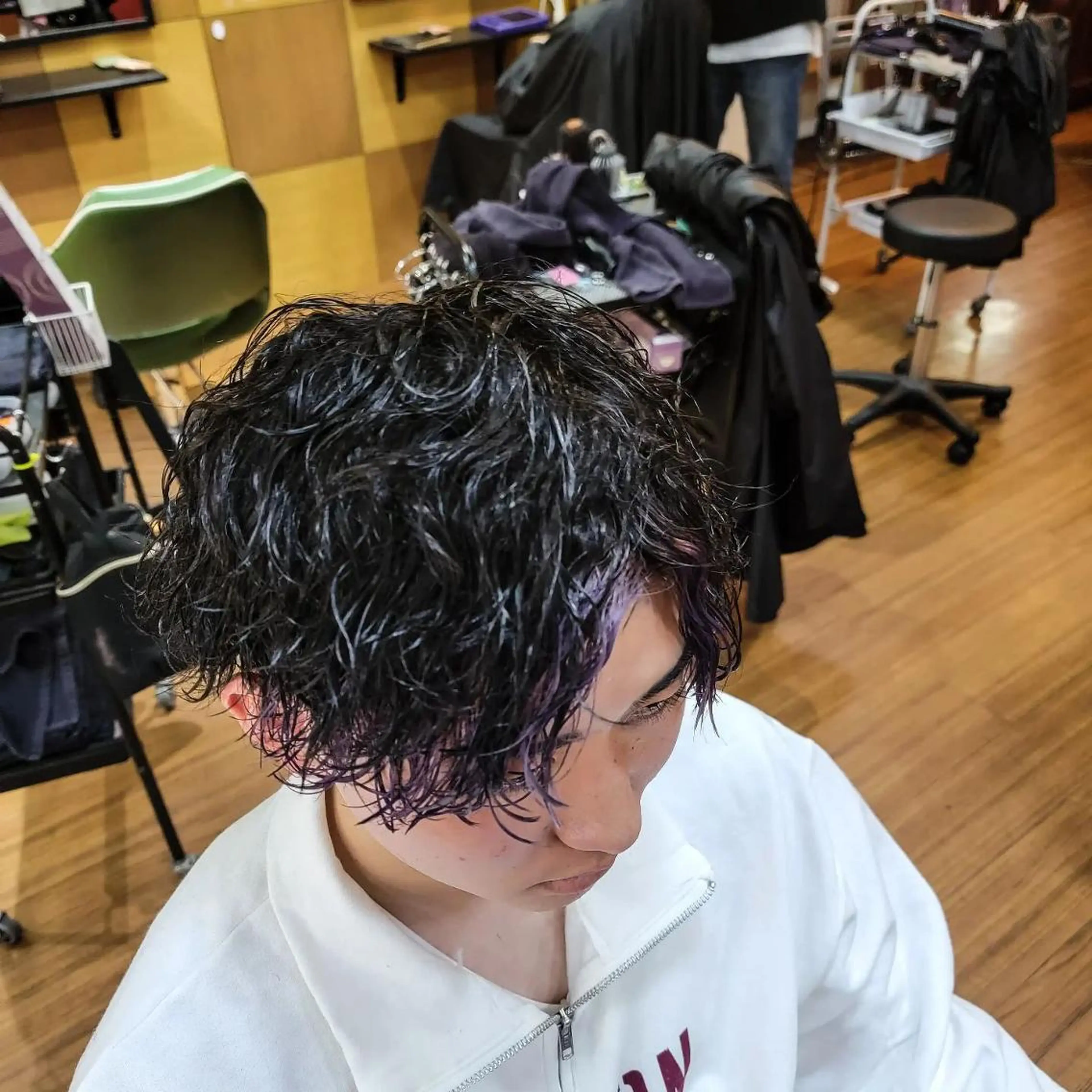 メンズ メンズパーマ メンズツイストパーマ 波巻きパーマ ツイストパーマ 特殊パーマ 片山恭兵のヘアスタイル