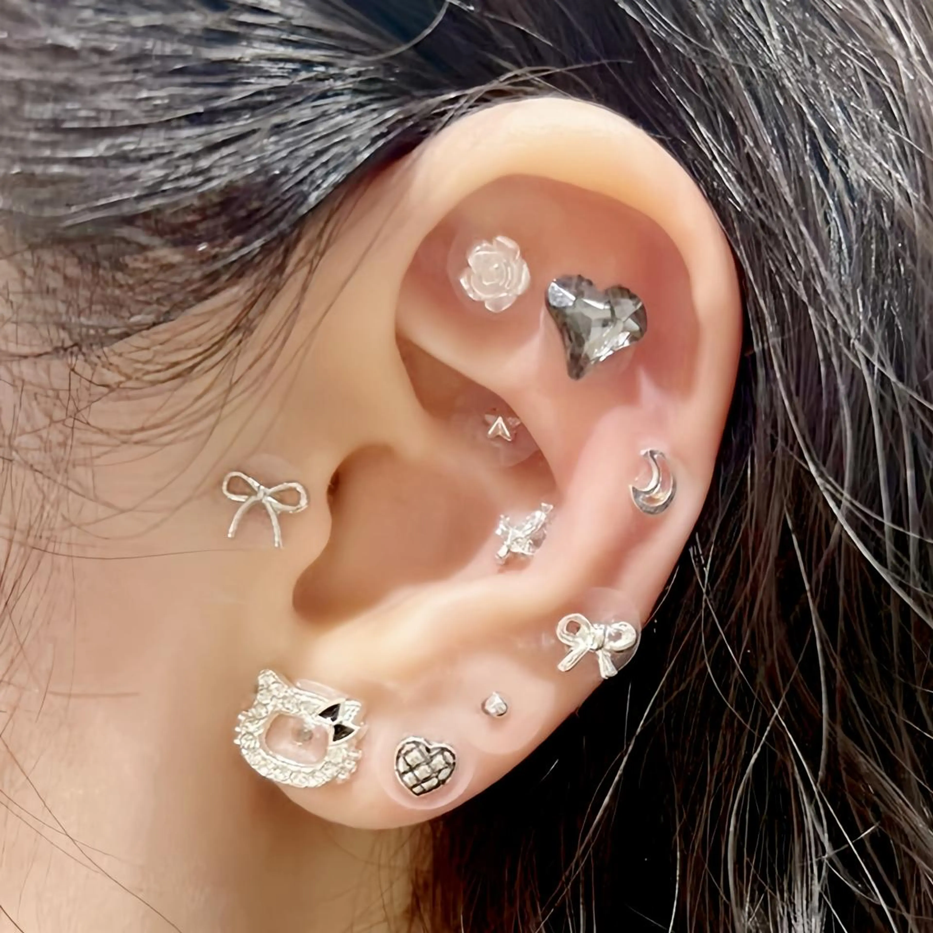 耳ツボジュエリー両耳20粒の写真