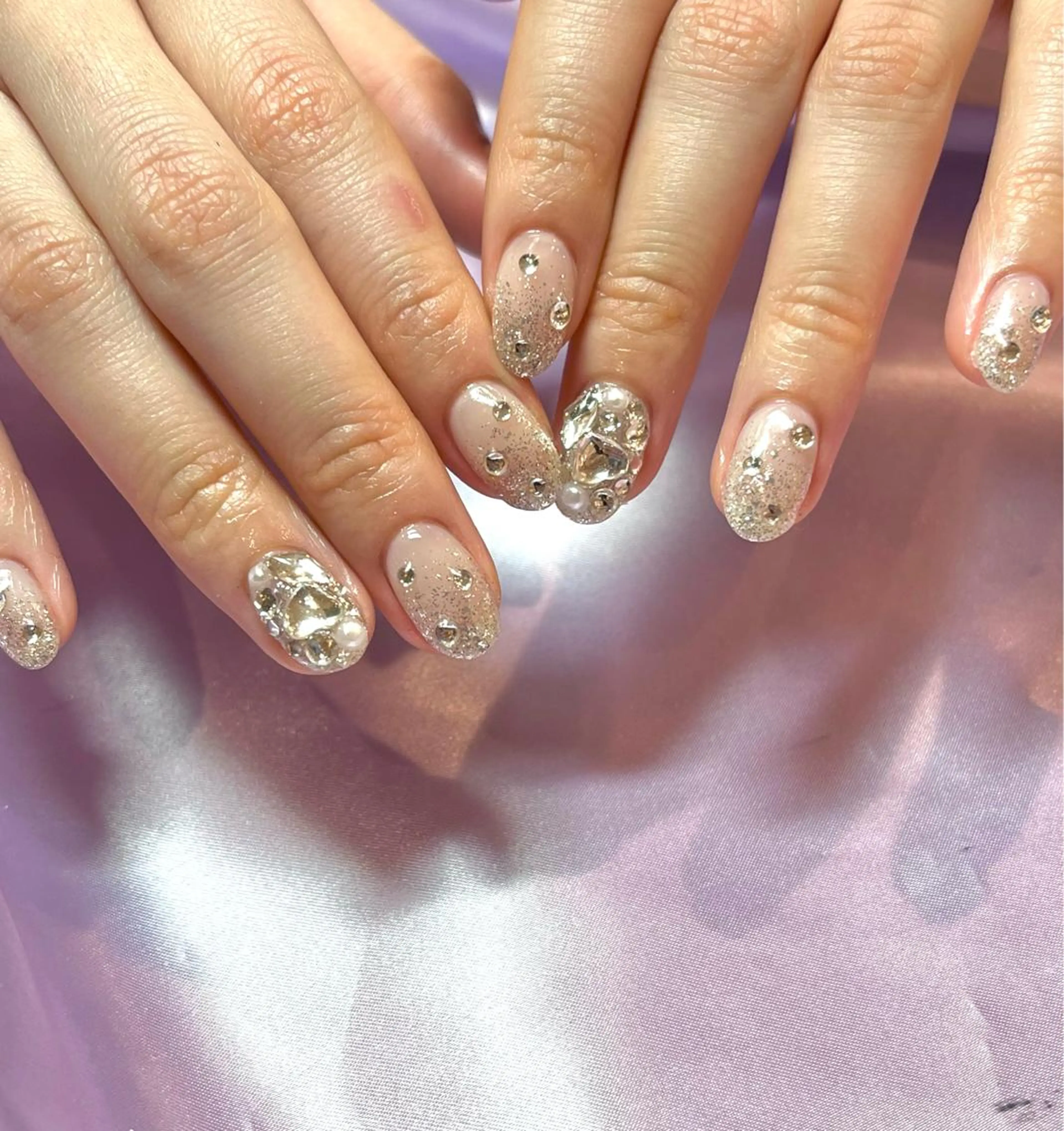 ネイル フレンチネイル グラデーション ハート キラキラネイル 韓国ネイル ハンドネイル フットネイル para ☀︎ sol by BECK所属・Para Sol nail　Maoのネイルデザイン