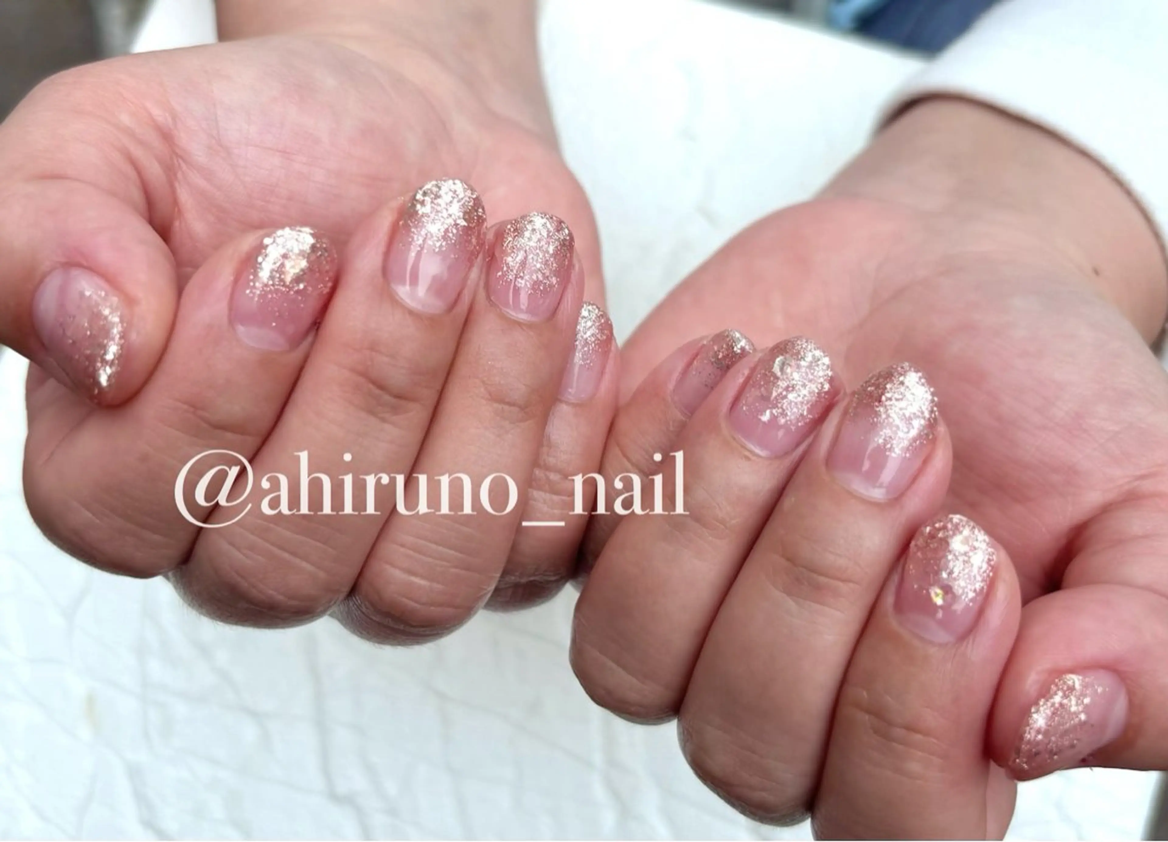 ネイル グラデーション ラメ(グリッター) ラメグラデーション ピンク ショートネイル ハンドネイル 東京あきる野市ネイル ✿ ｙｕiのネイルデザイン
