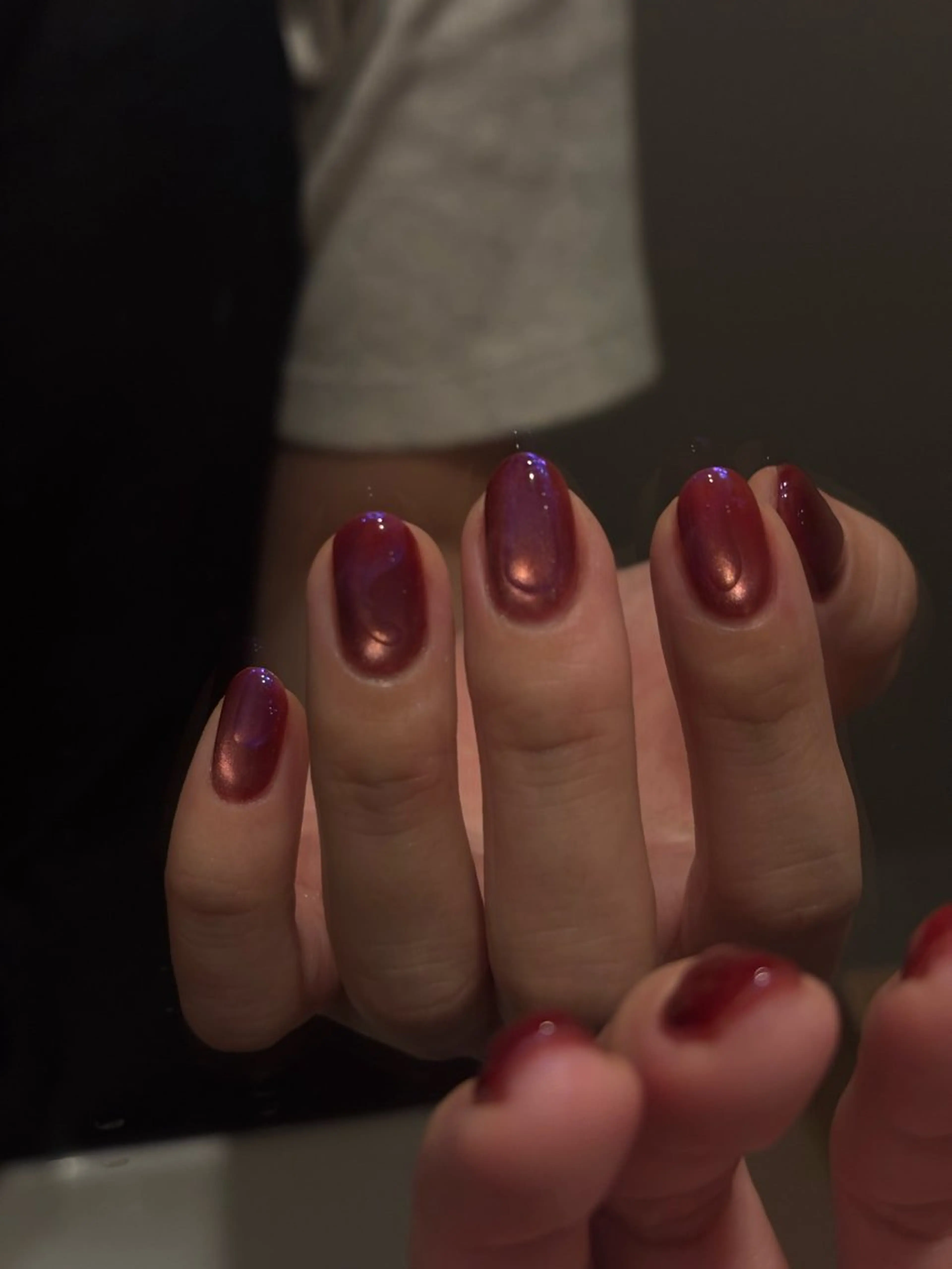 ネイル オーロラネイル マグネットネイル ぷっくりネイル ハンドネイル MAQUM所属・K. Yukoのネイルデザイン