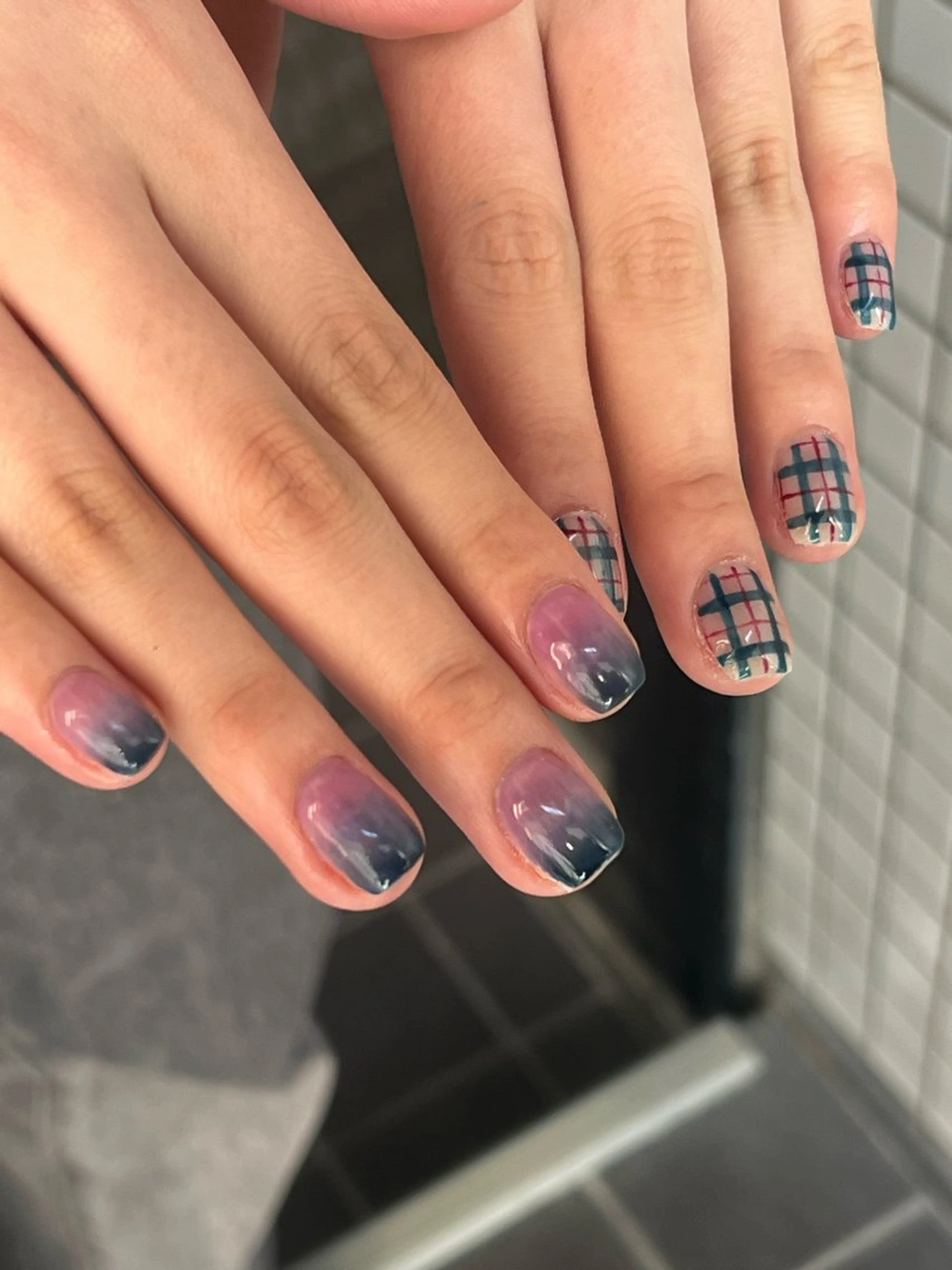 ネイル ハンドネイル Hata nail 🎀個性派ニュアンスのネイルデザイン