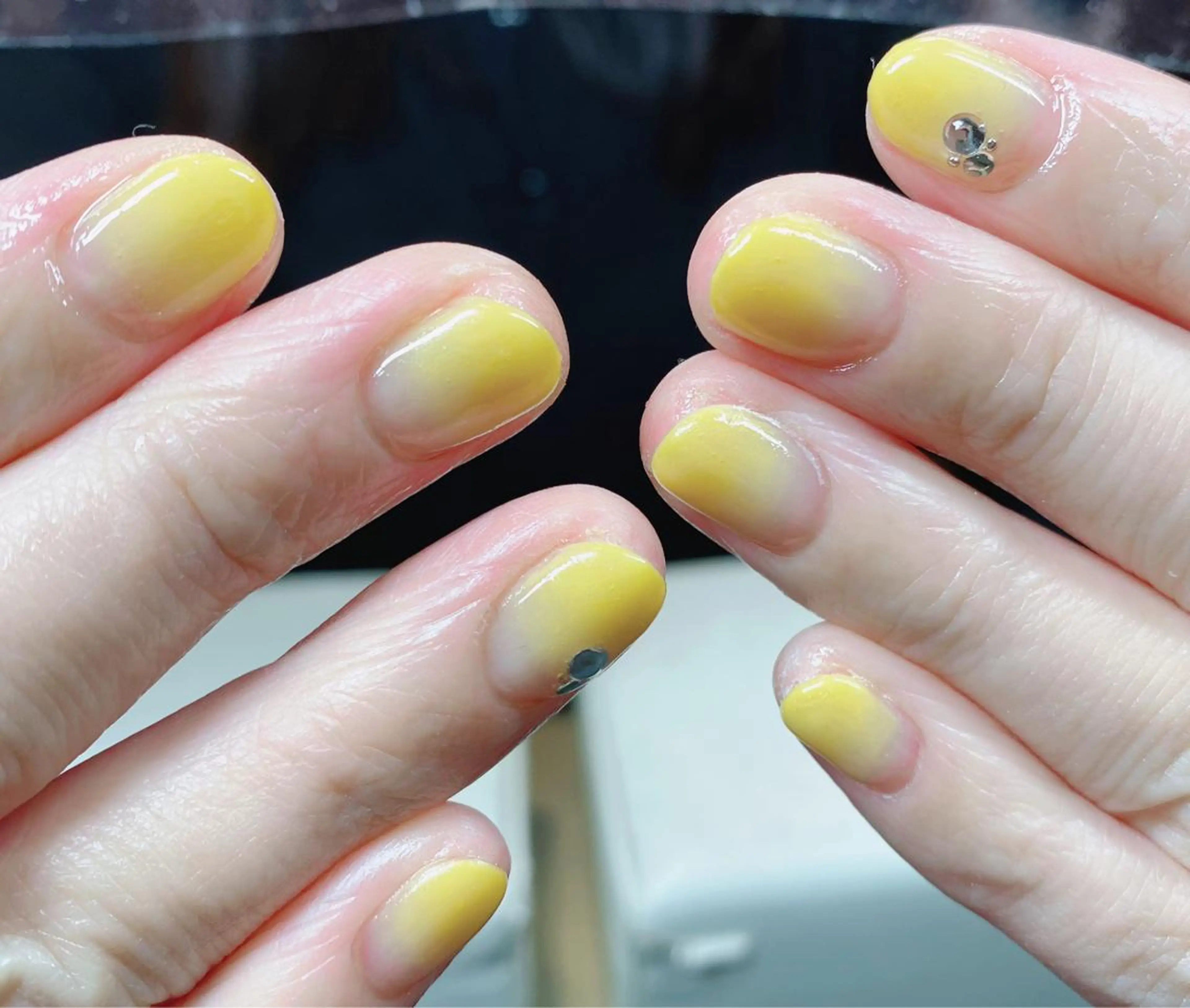 ネイル ニュアンスネイル🌈 MYU Nailsのネイルデザイン