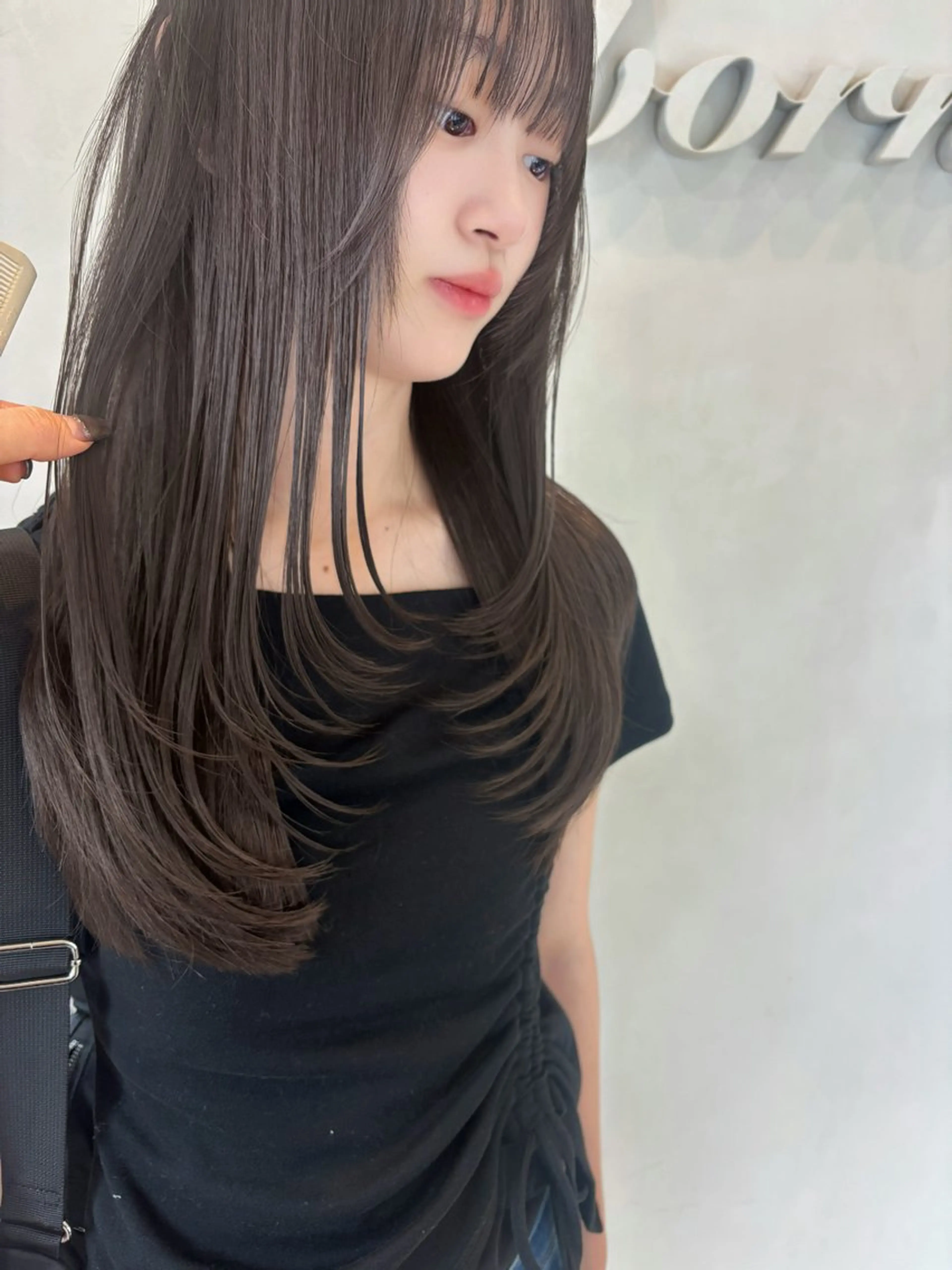 ロング reborn店長 🤍リルのヘアスタイル