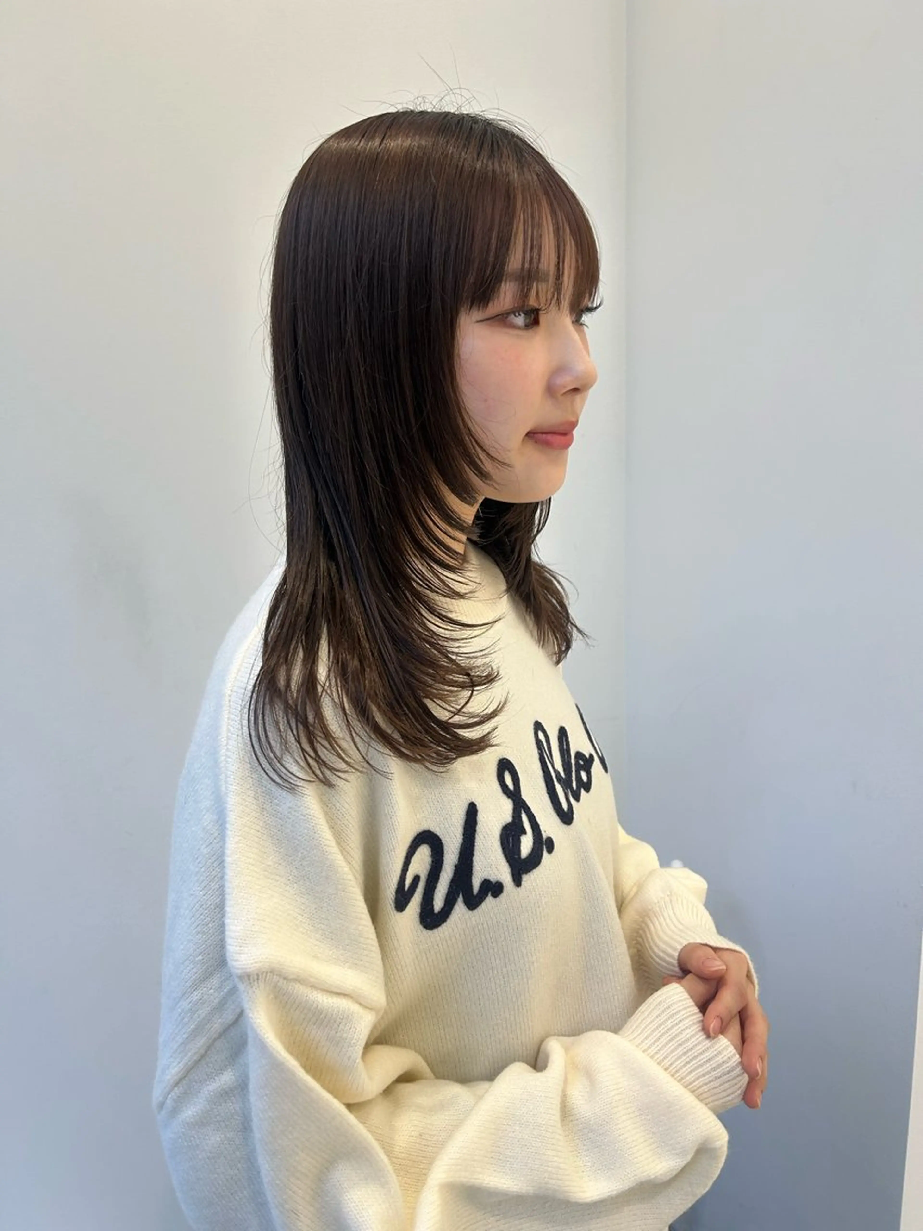 セミロング レイヤーカット ヘアカラー cono noughtのヘアスタイル