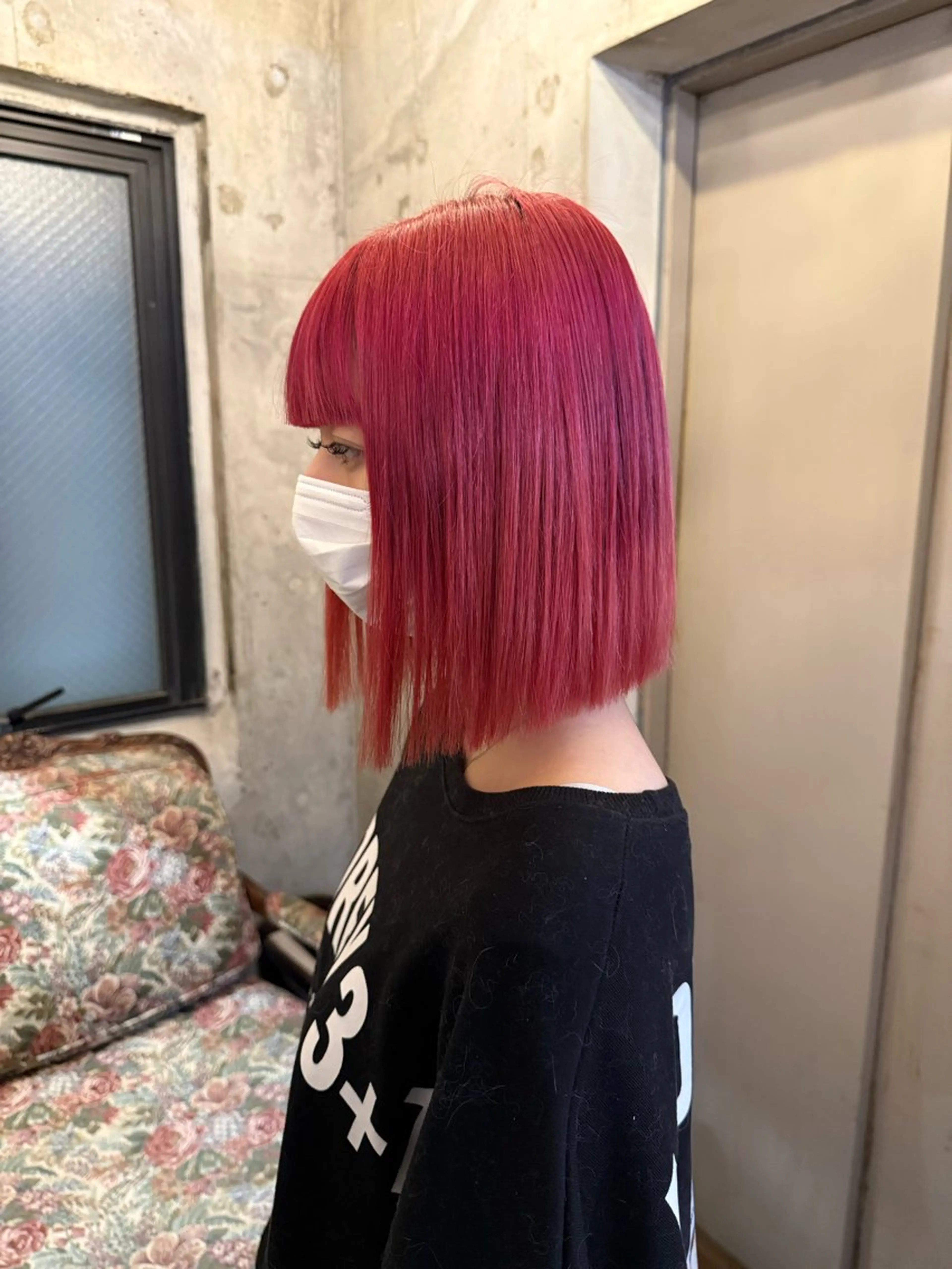 ショート カラー ブリーチ ピンクカラー ヘアカラー トリートメント KAWAHARA YUKIのヘアスタイル