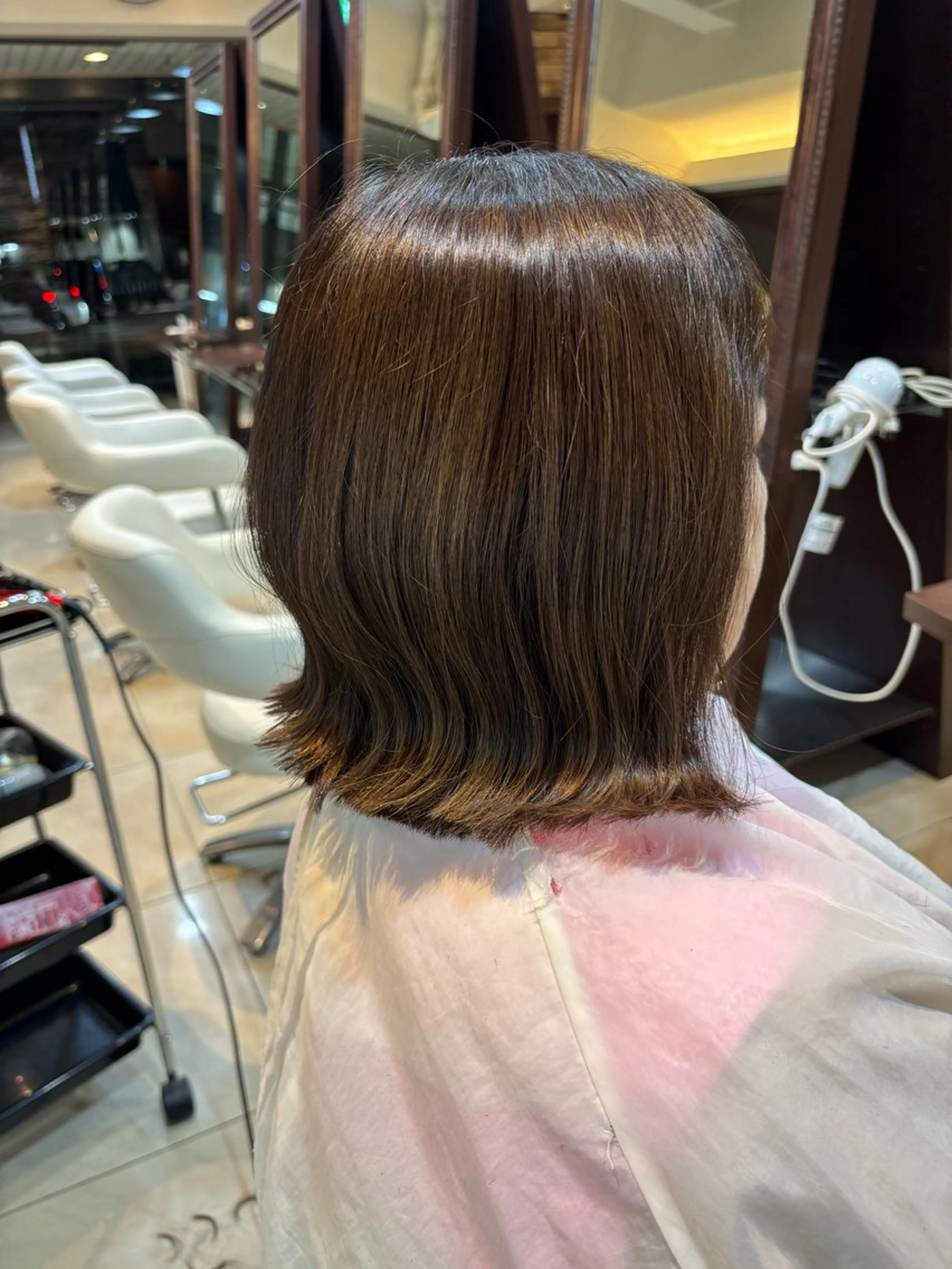 ミディアム カラー 山内 桜のヘアスタイル