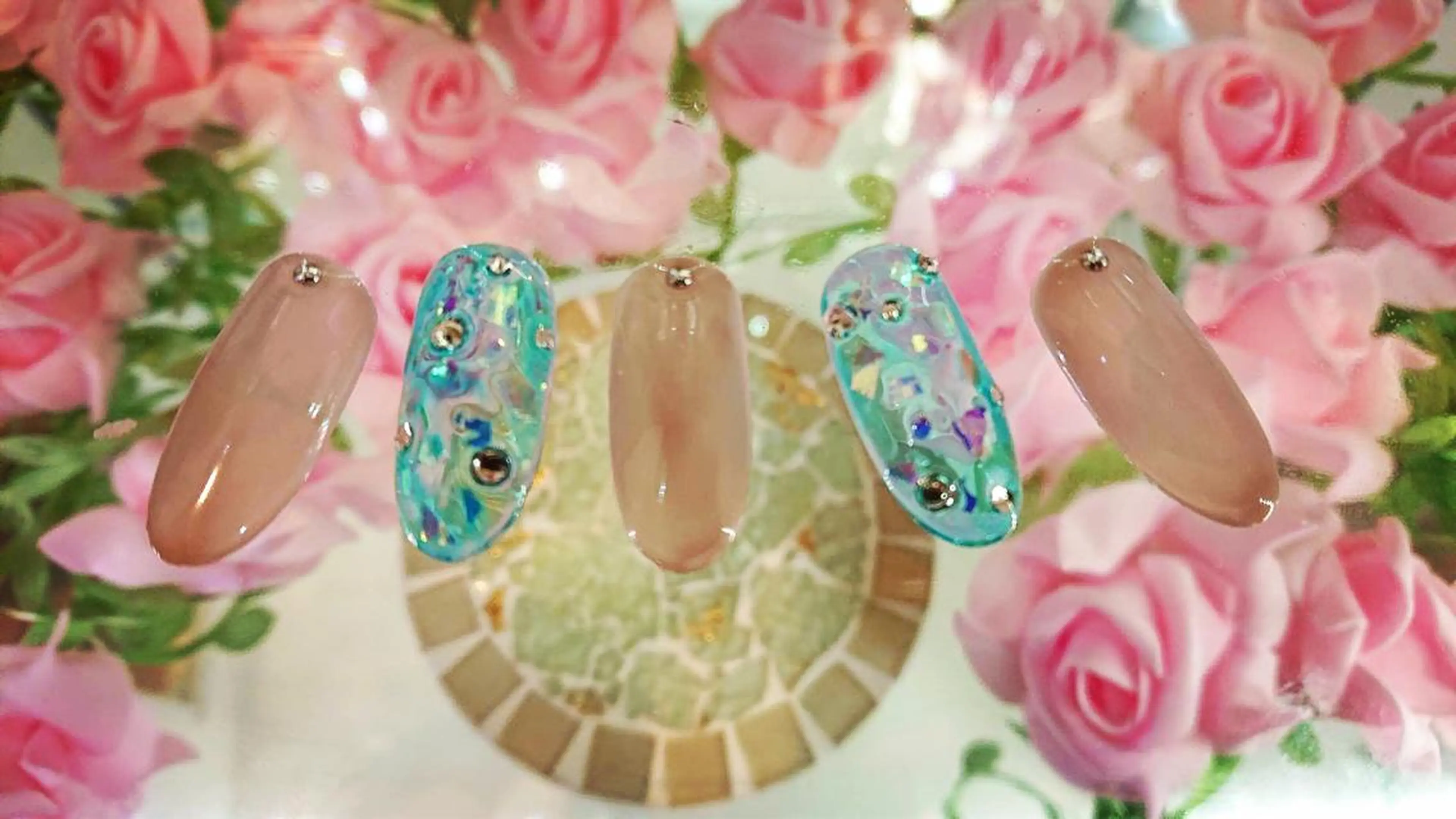 ネイル Nail salon MEGUMIのネイルデザイン