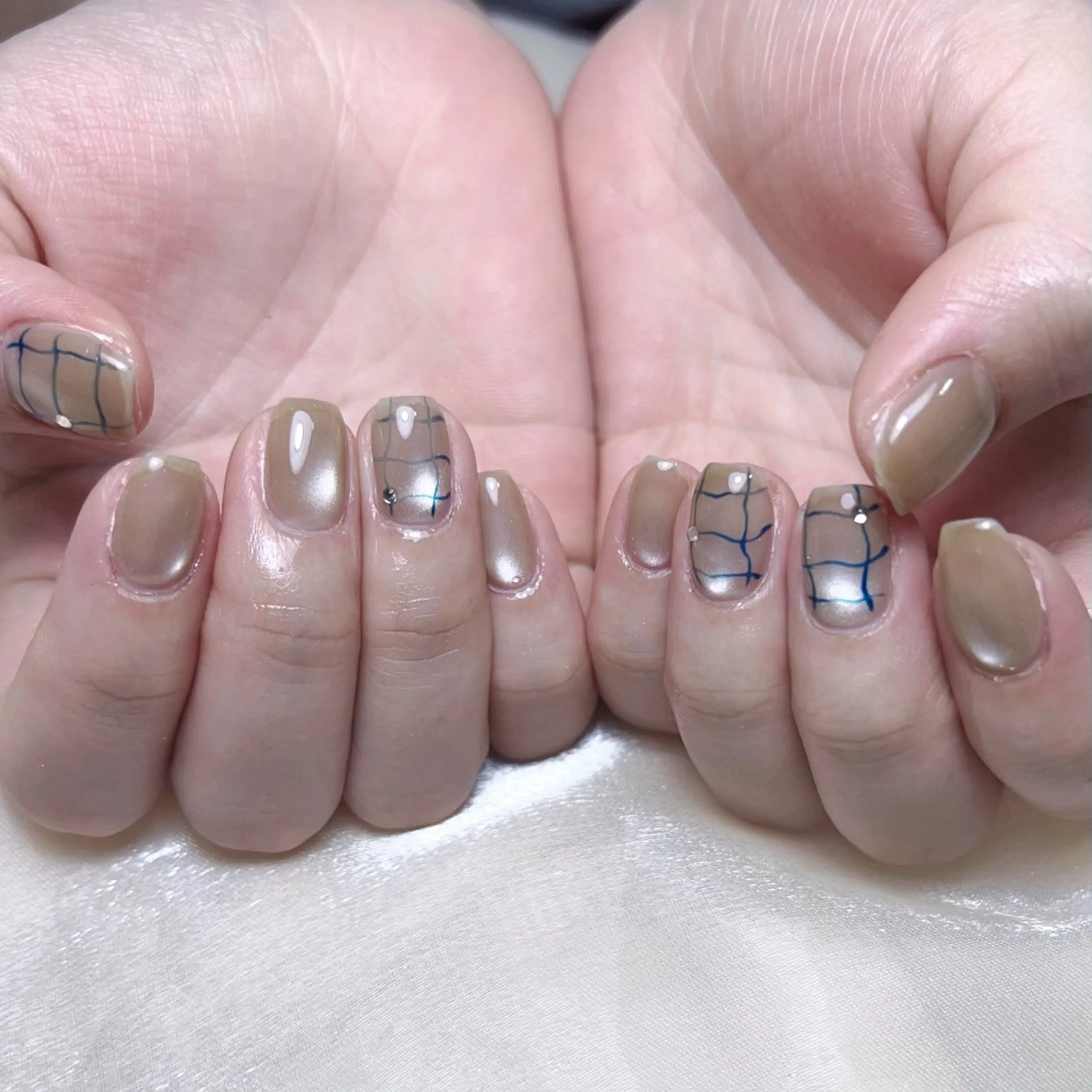 ネイル マグネットネイル シンプルネイル NAILサロン 木にいるのネイルデザイン