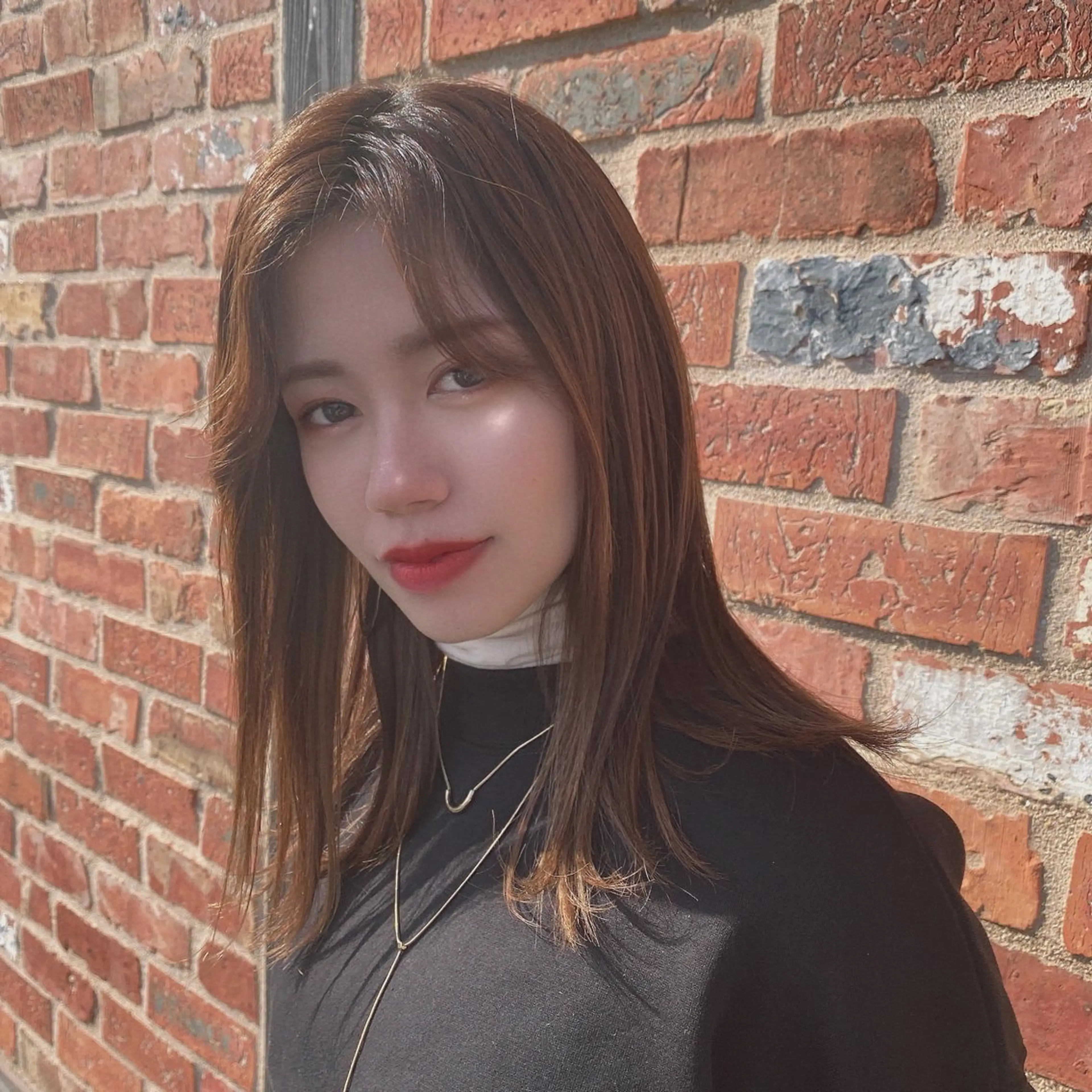 セミロング MIZUKI🫧ྀི 韓国ヘアAFLOATのヘアスタイル