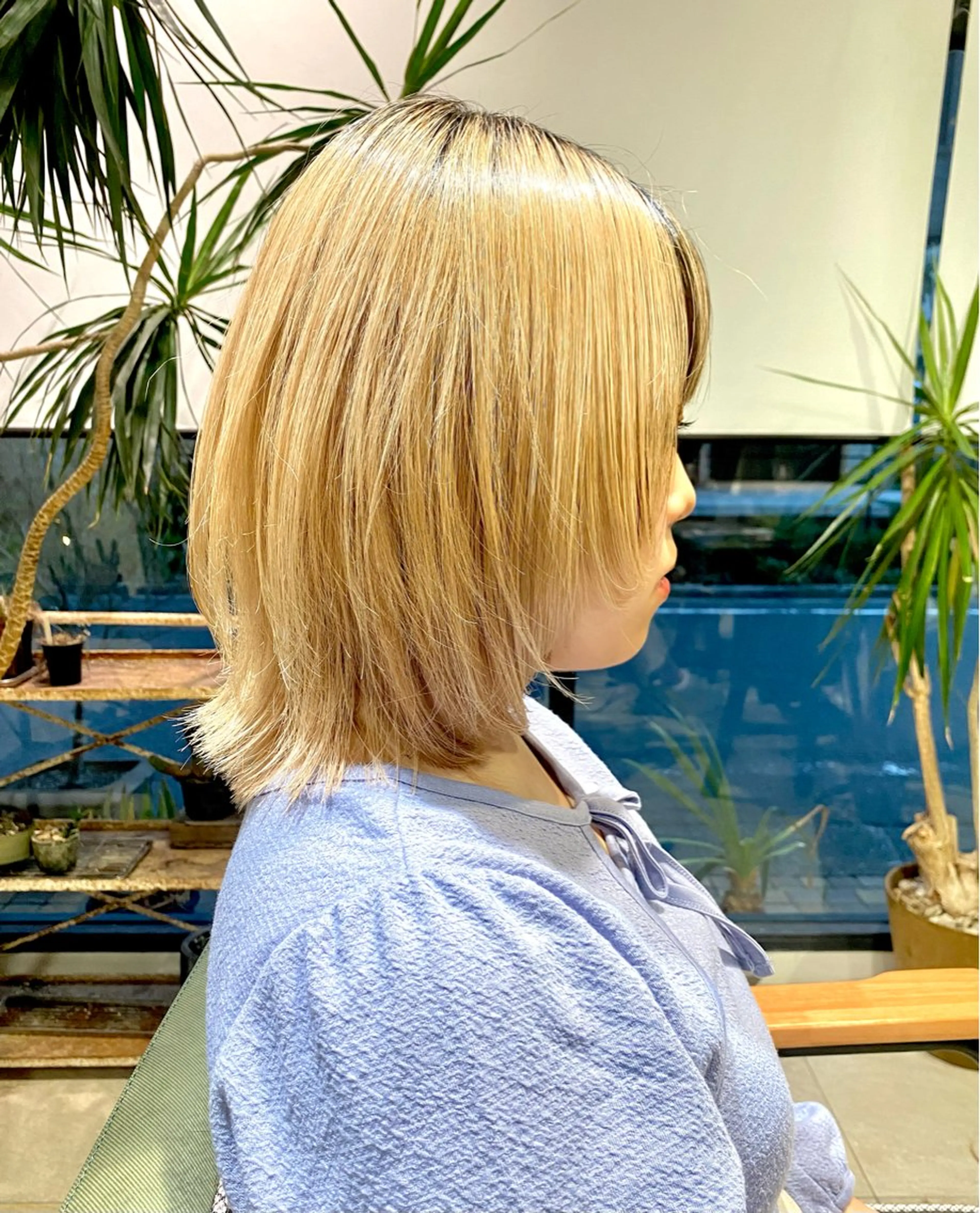 ミディアム レイヤーカット カット LiC えりのヘアスタイル