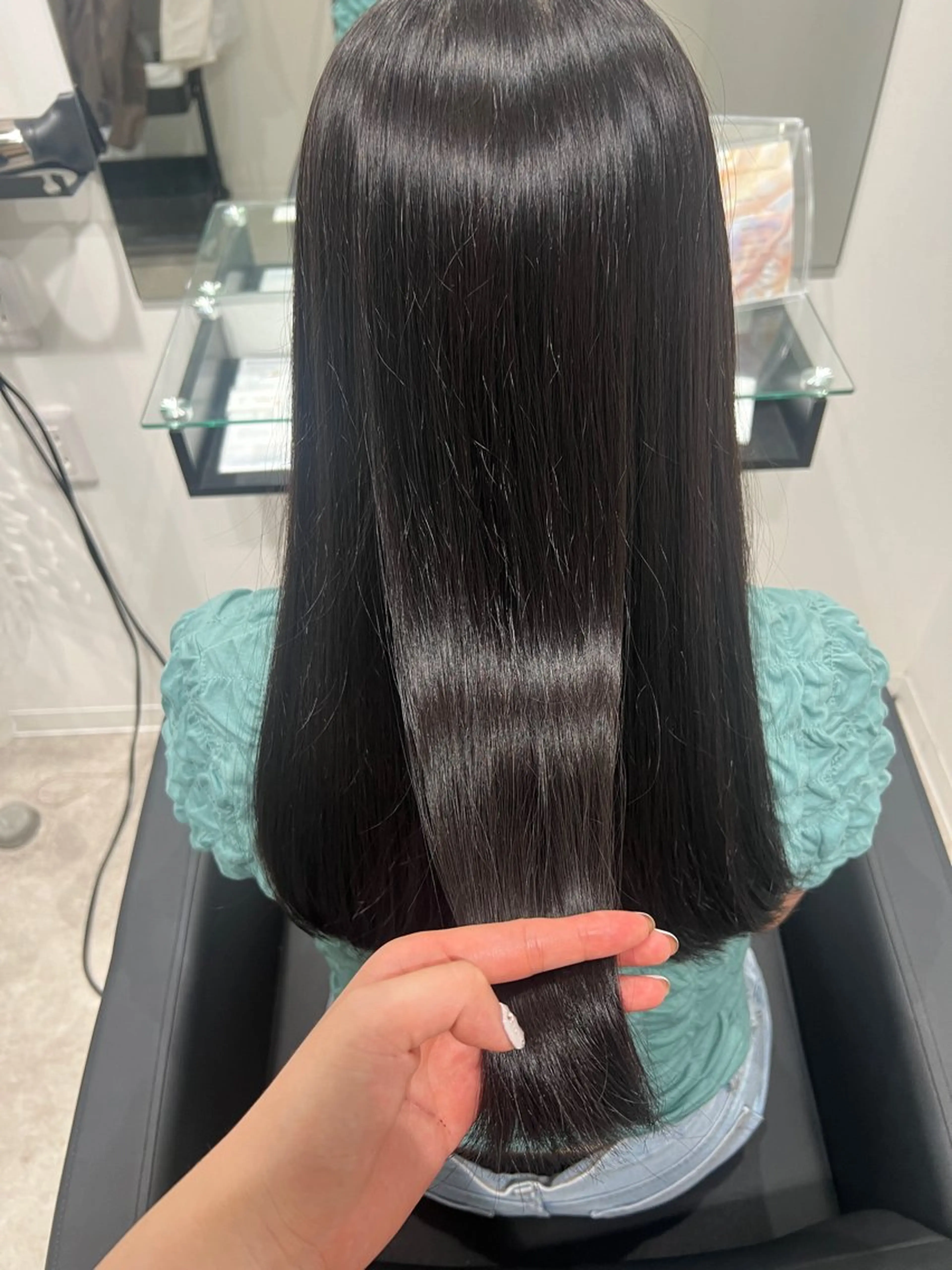 ロング パーマ 縮毛矯正 似合わせスタイル☁️ 堀内志茉🍀のヘアスタイル