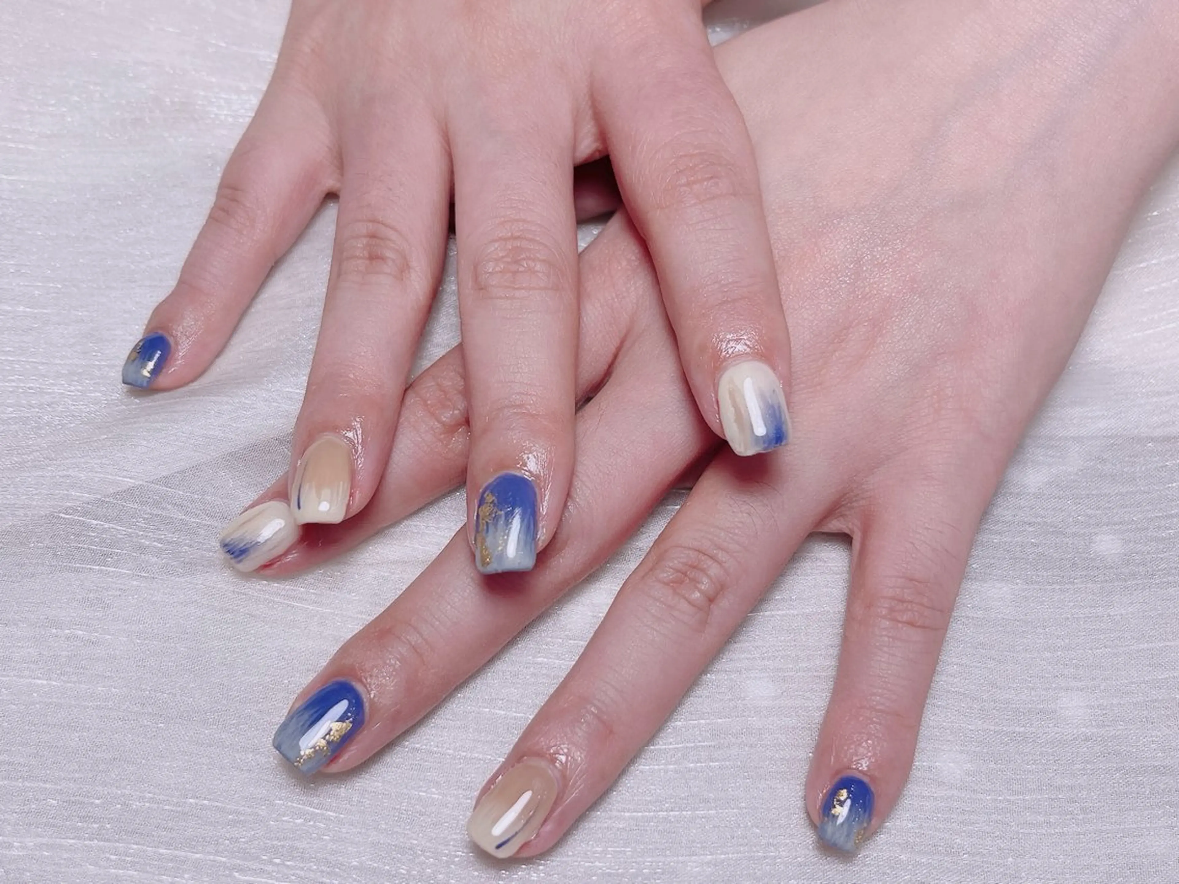 ネイル KARI ネイルサロンのネイルデザイン