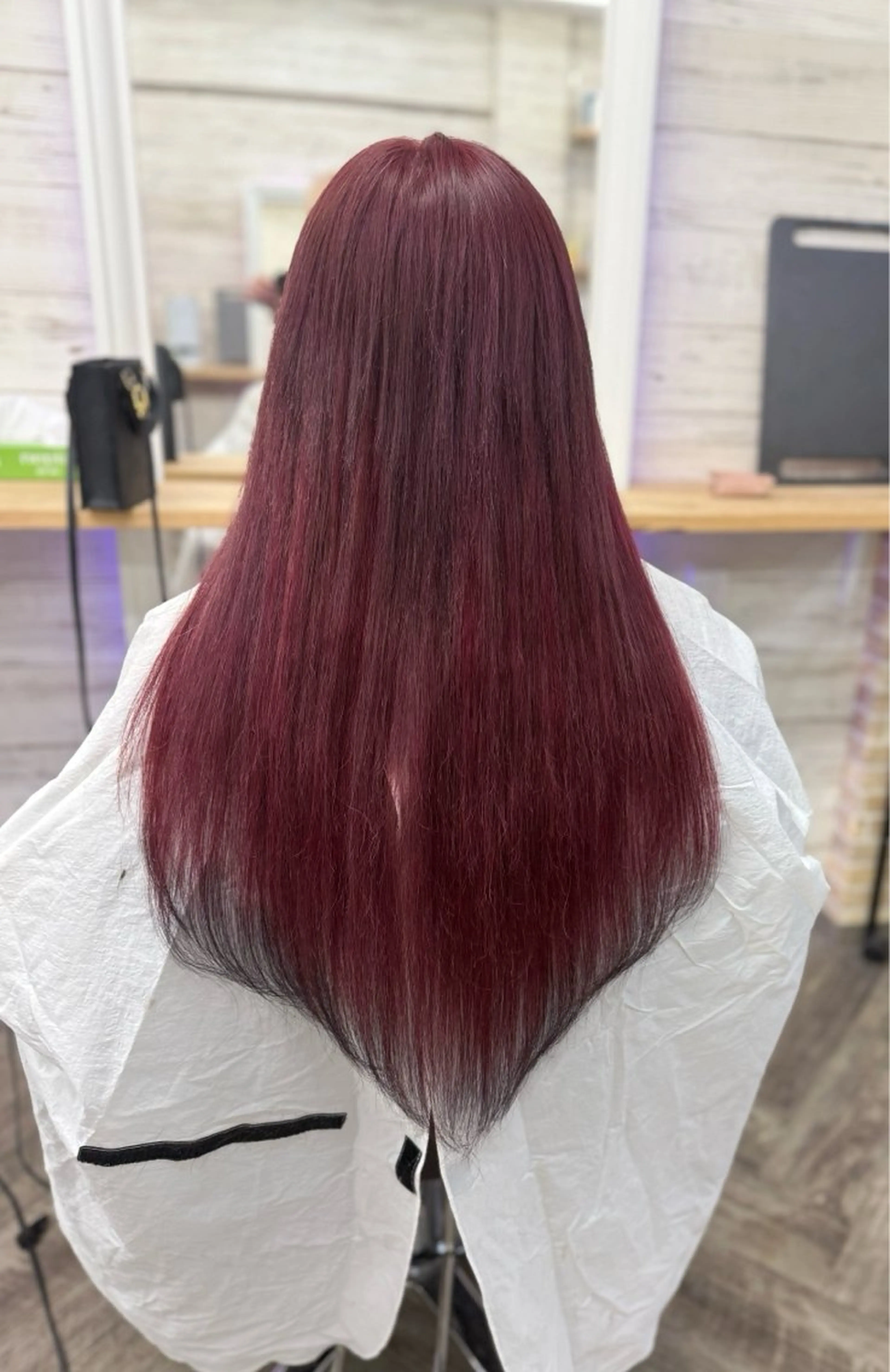 ロング カラー シールエクステ 黒髪 レッドカラー エクステ ヘアカラー エクステ 北沢 隆のヘアスタイル