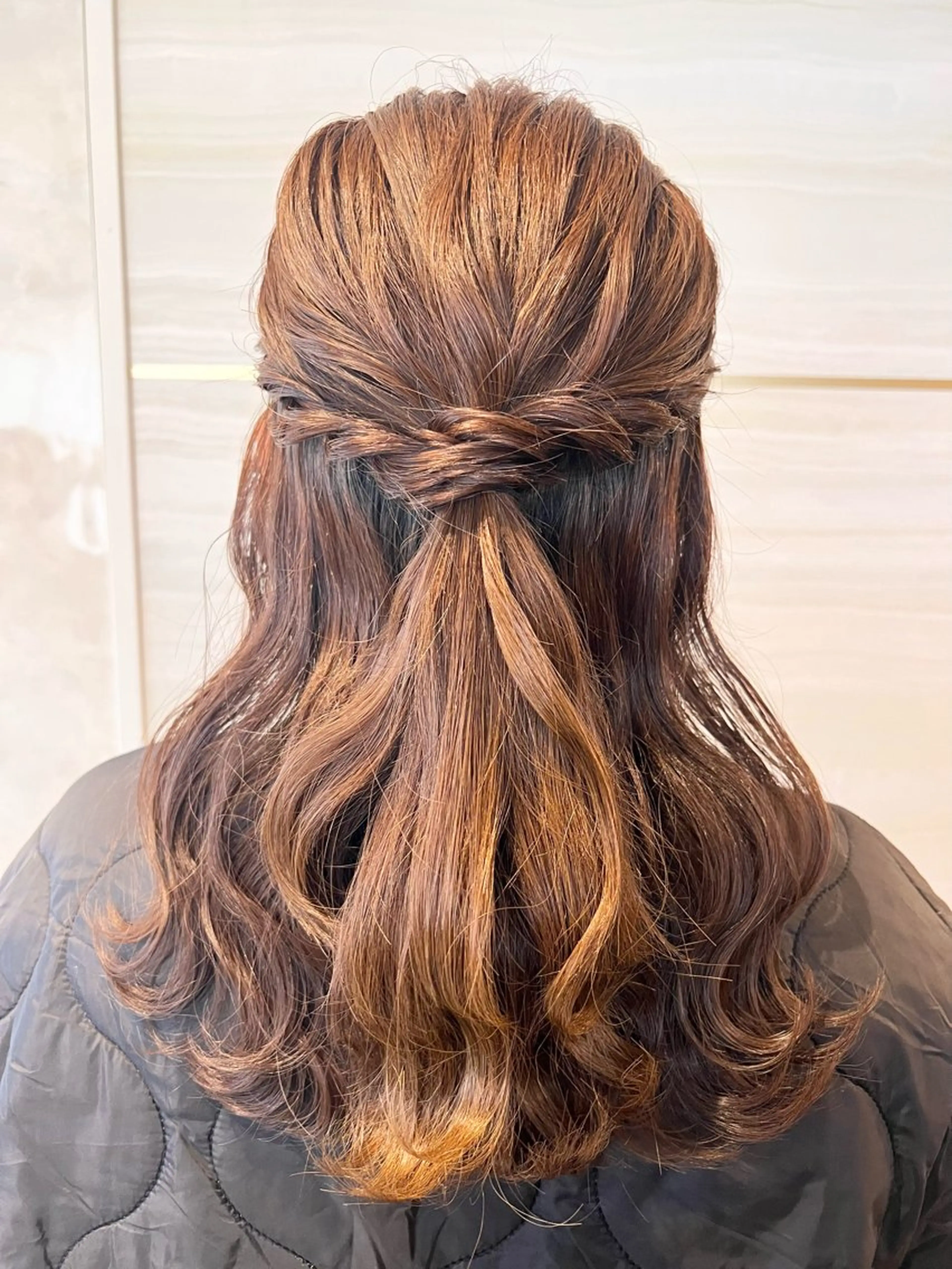 セミロング ヘアセット 神田 桃歌のヘアスタイル