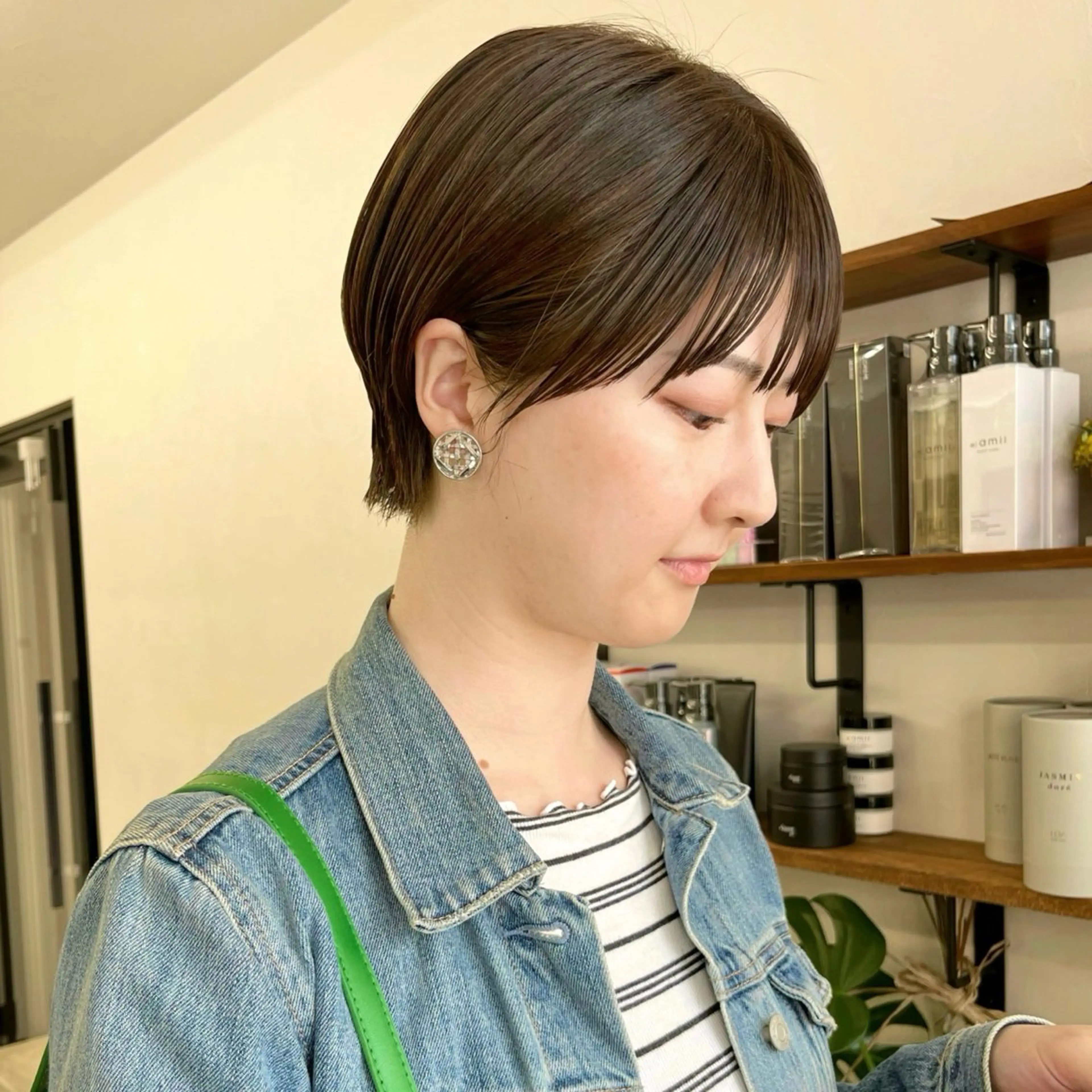 ショート カラー ブリーチ ブリーチなしカラー ボブ 髪質改善 レイヤーカット カット ヘアカラー トリートメント 初めてのショート お任せください✂️のヘアスタイル