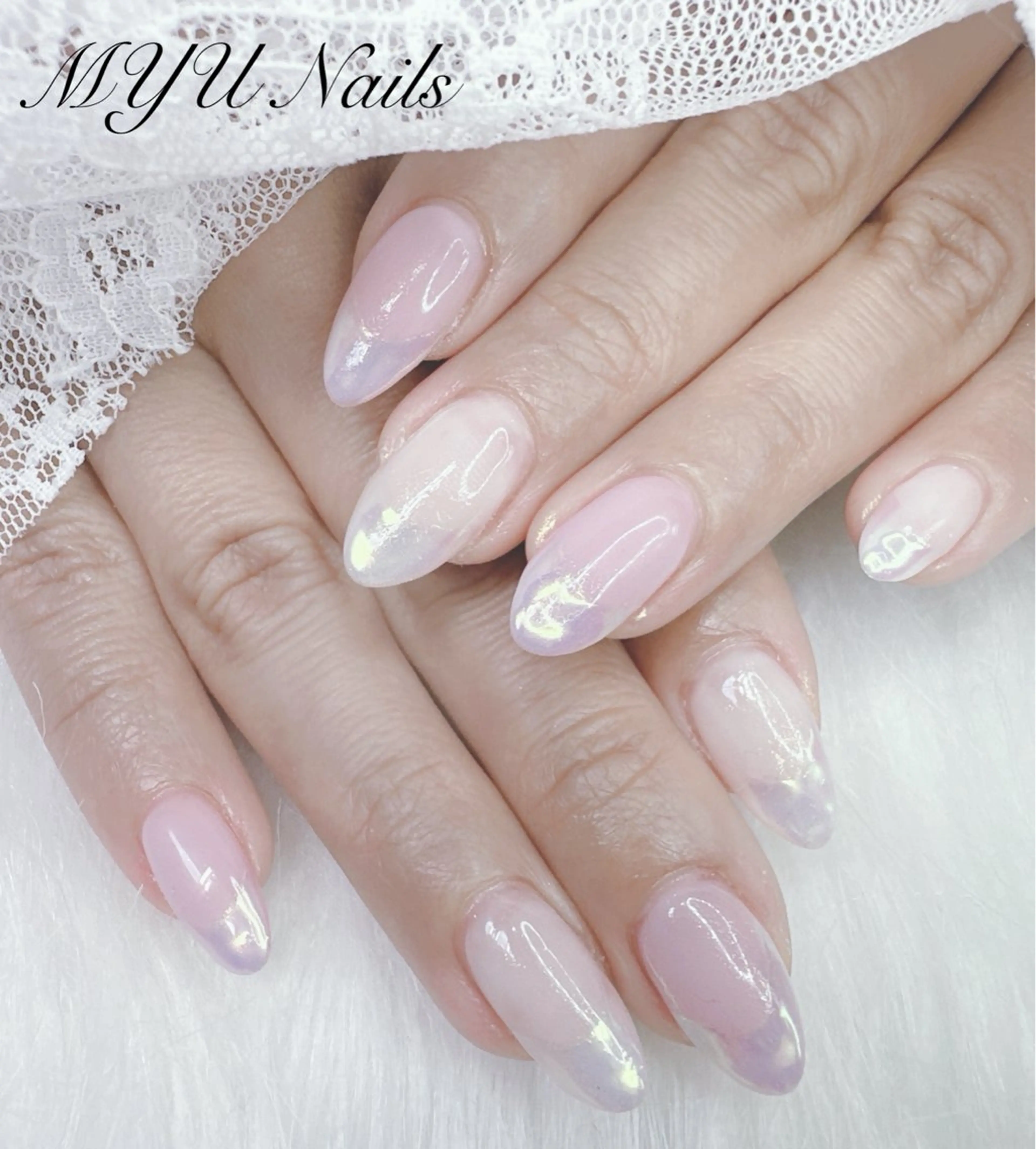 ネイル オーロラネイル フレンチネイル ジェルネイル 持ち込み ニュアンスネイル ハンドネイル ニュアンスネイル🌈 MYU Nailsのネイルデザイン