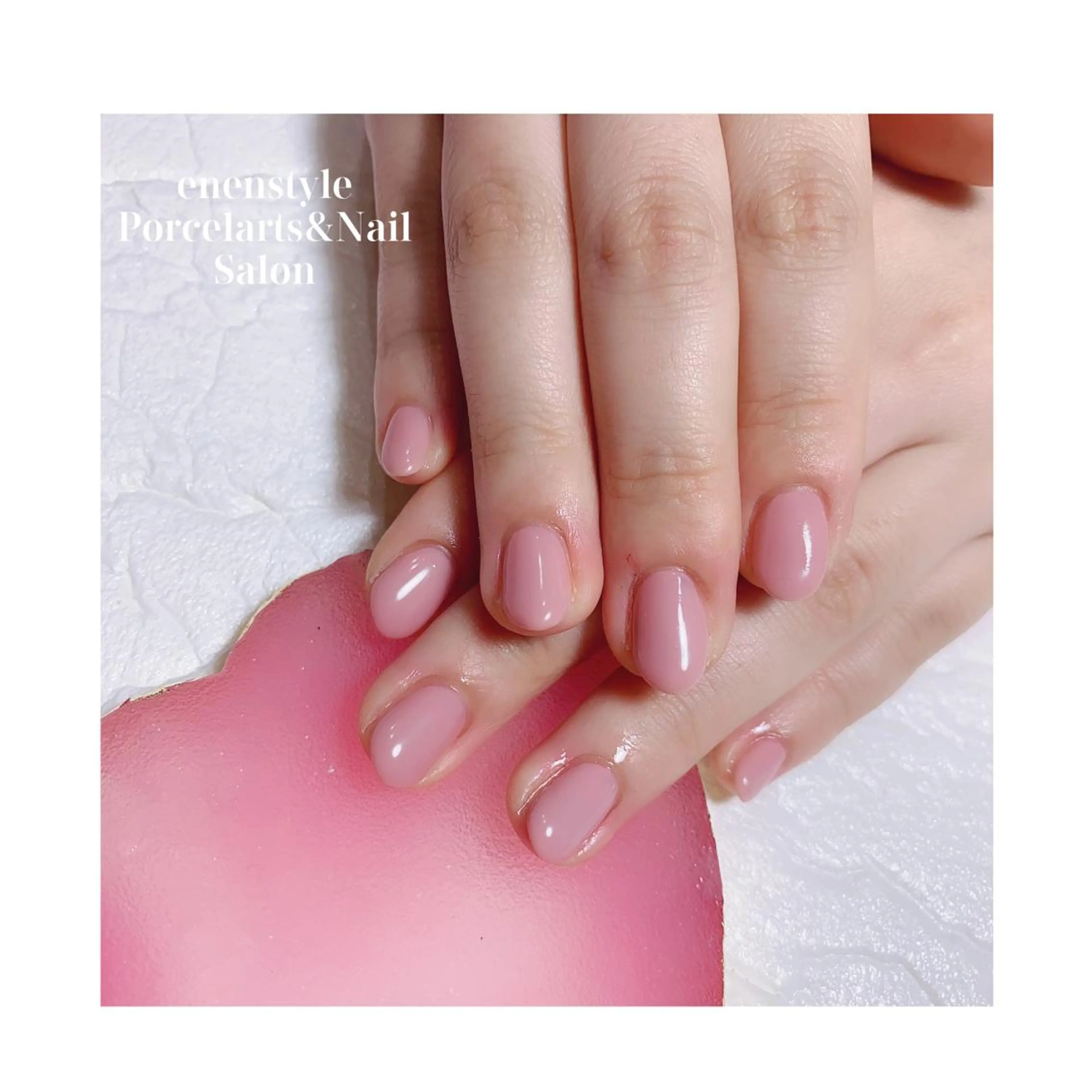 ショート ネイル ジェルネイル ニュアンスネイル オフィスネイル ワンカラーネイル パラジェル 👑enen style👑のネイルデザイン