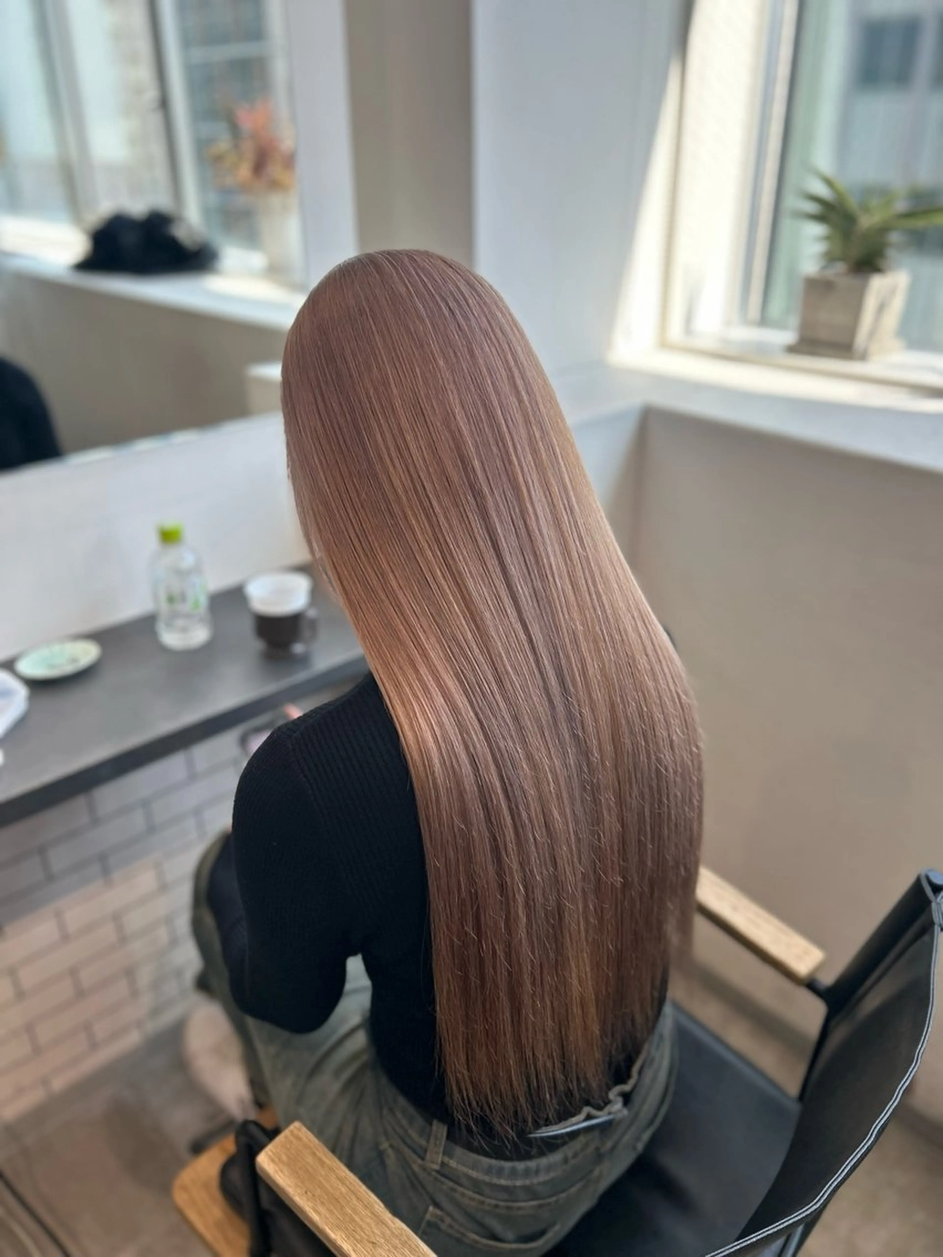 ロング カラー ブリーチ/ベージュ /レイヤー/ひよりのヘアスタイル