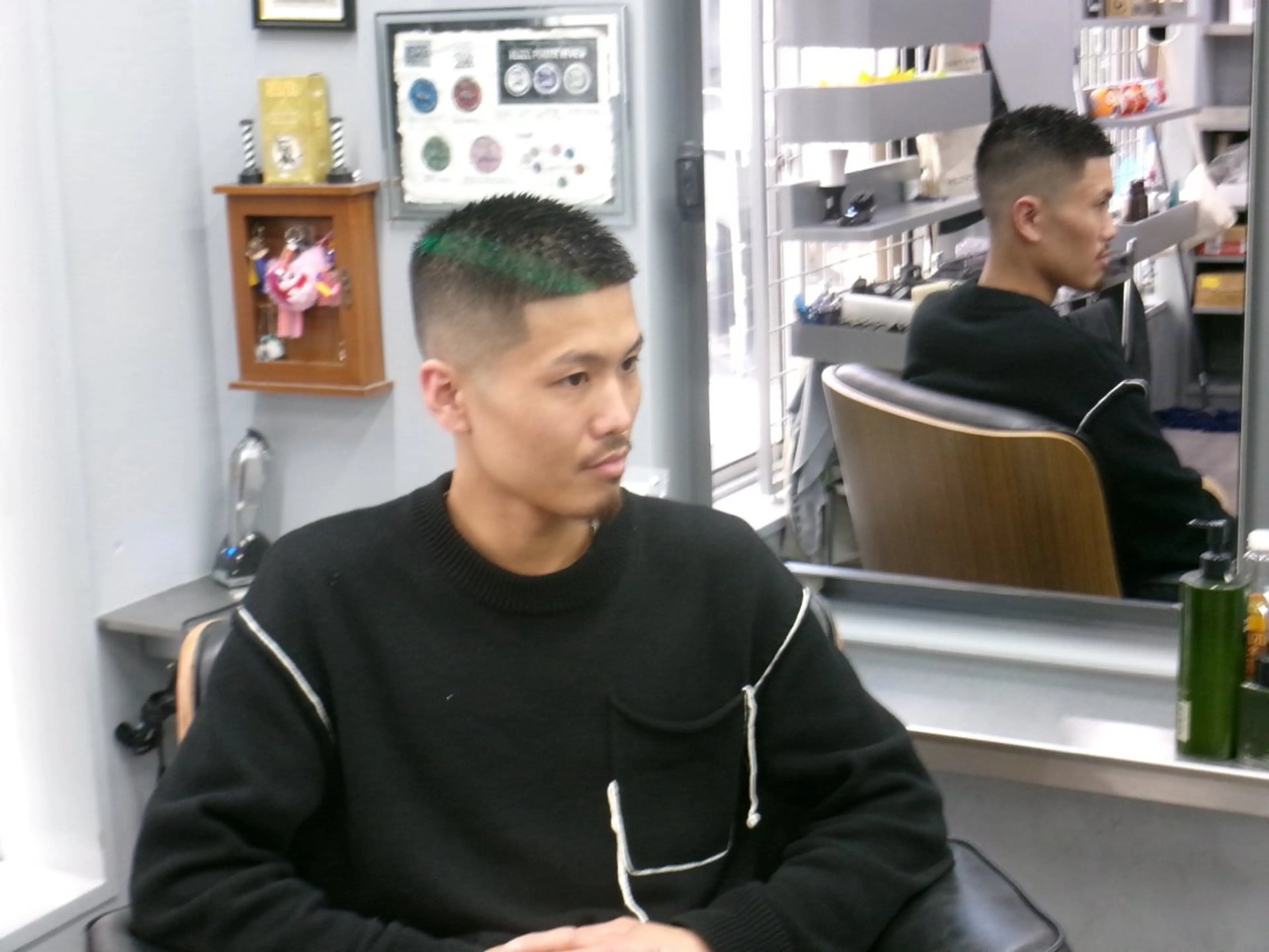 ショート カラー ヘアアレンジ メンズ センターパート フェードカット スキンフェード ツーブロック 池袋/FADE /メンズ特化のヘアスタイル