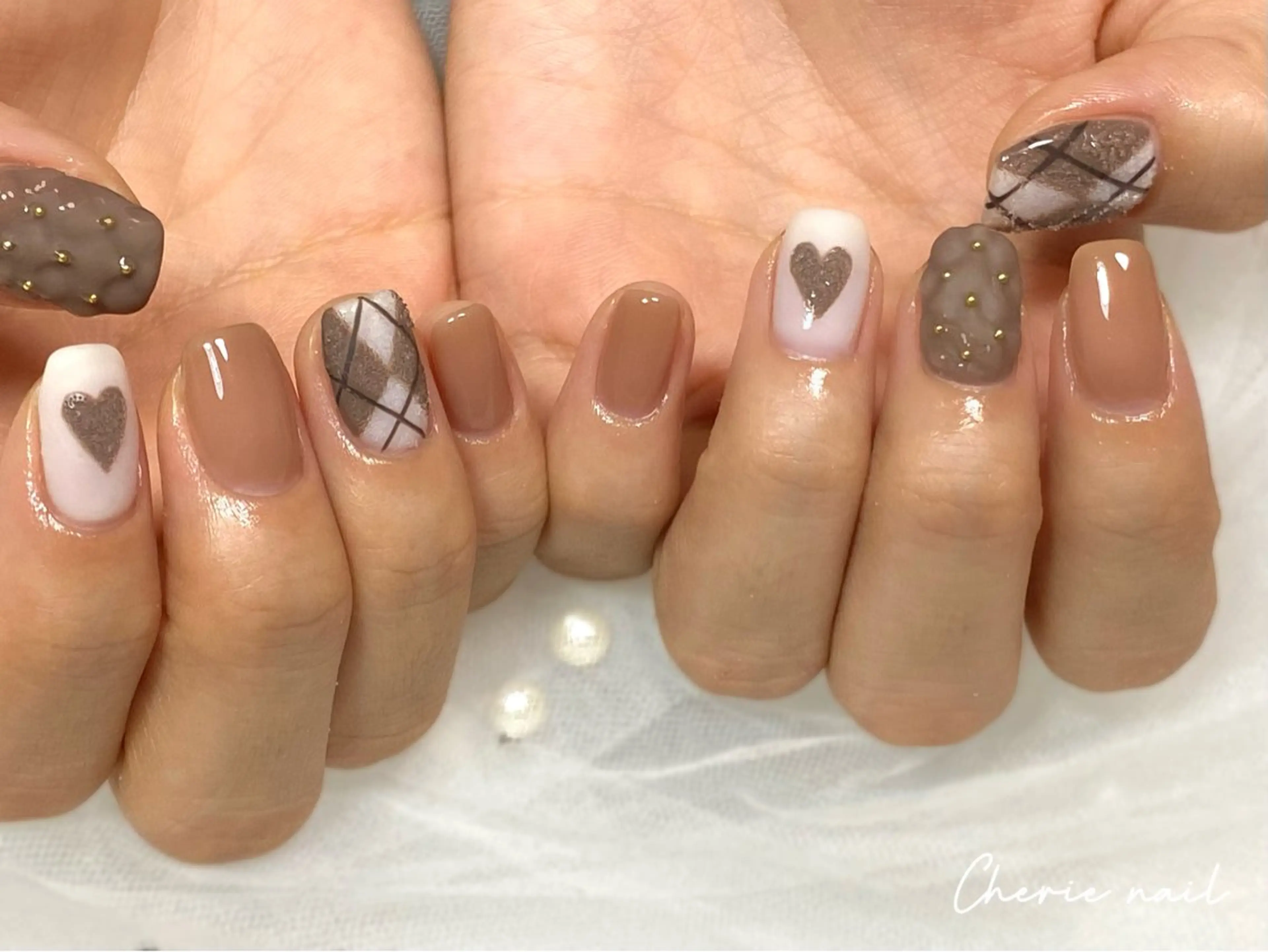 ネイル ブラウン ジェルネイル 冬ネイル ハンドネイル Cherienail yunaのネイルデザイン