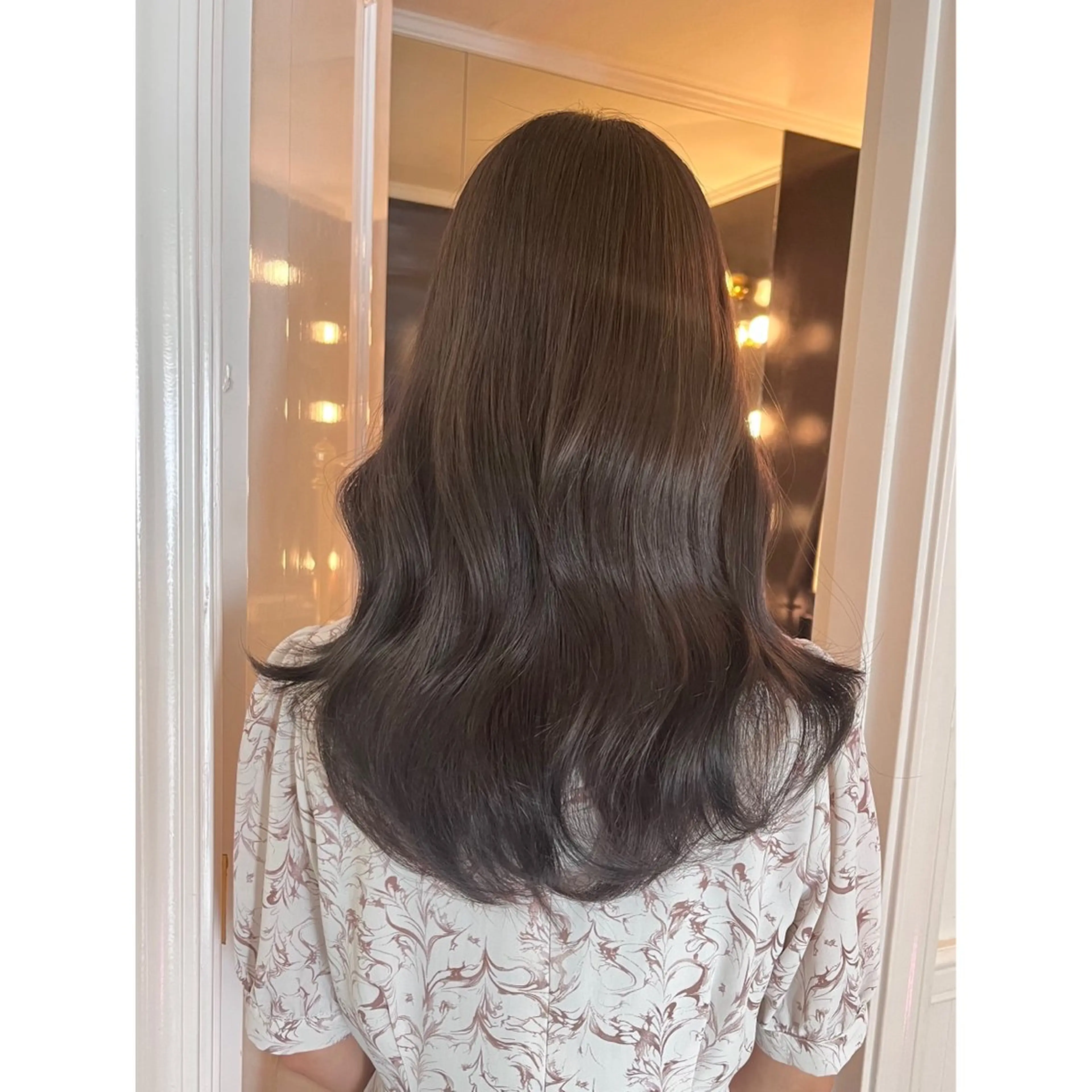 セミロング カラー ブリーチ ヘアカラー miyu /トレンド カラー×艶髪のヘアスタイル