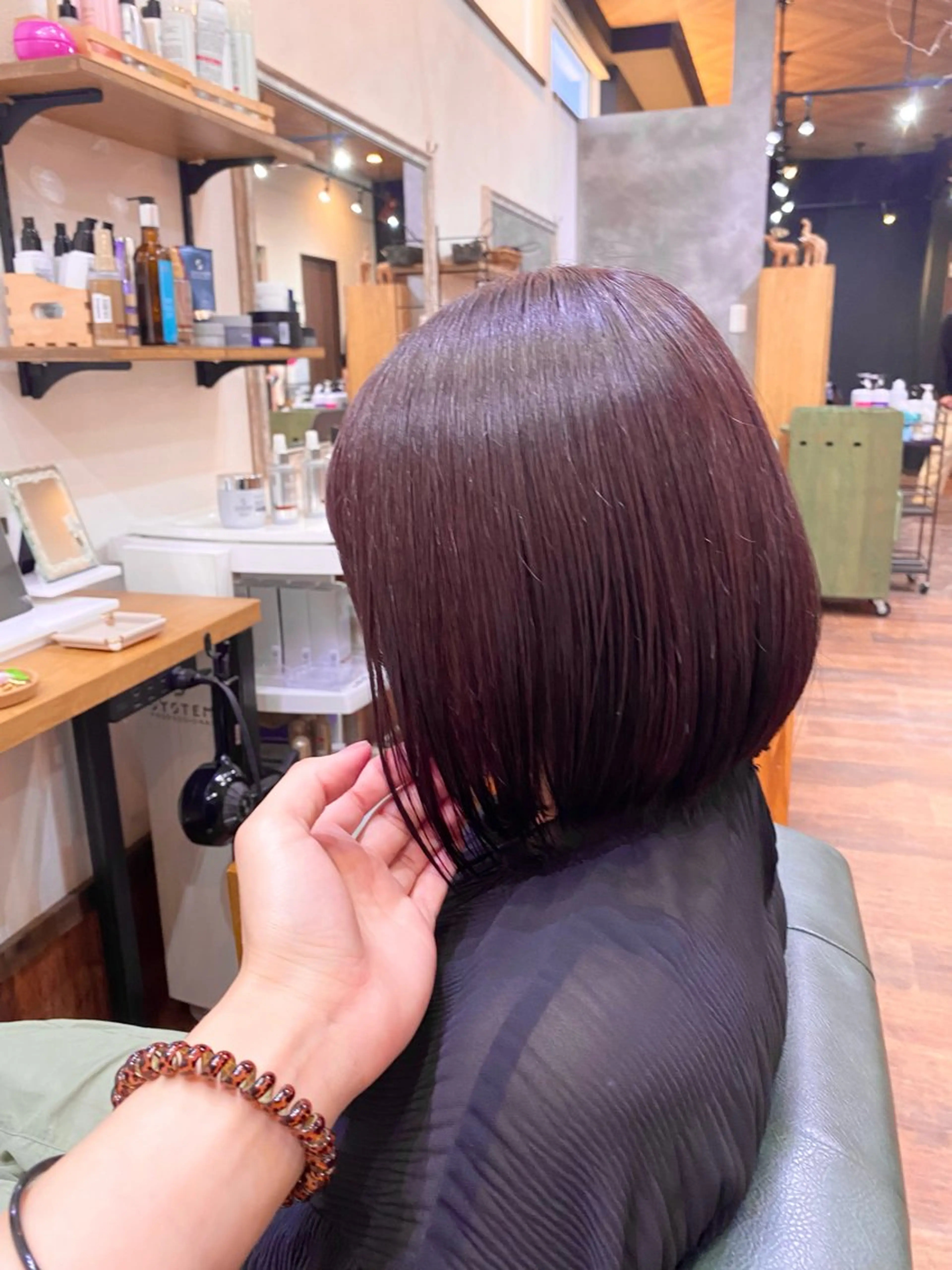 ショート ボブ 内山 優のヘアスタイル