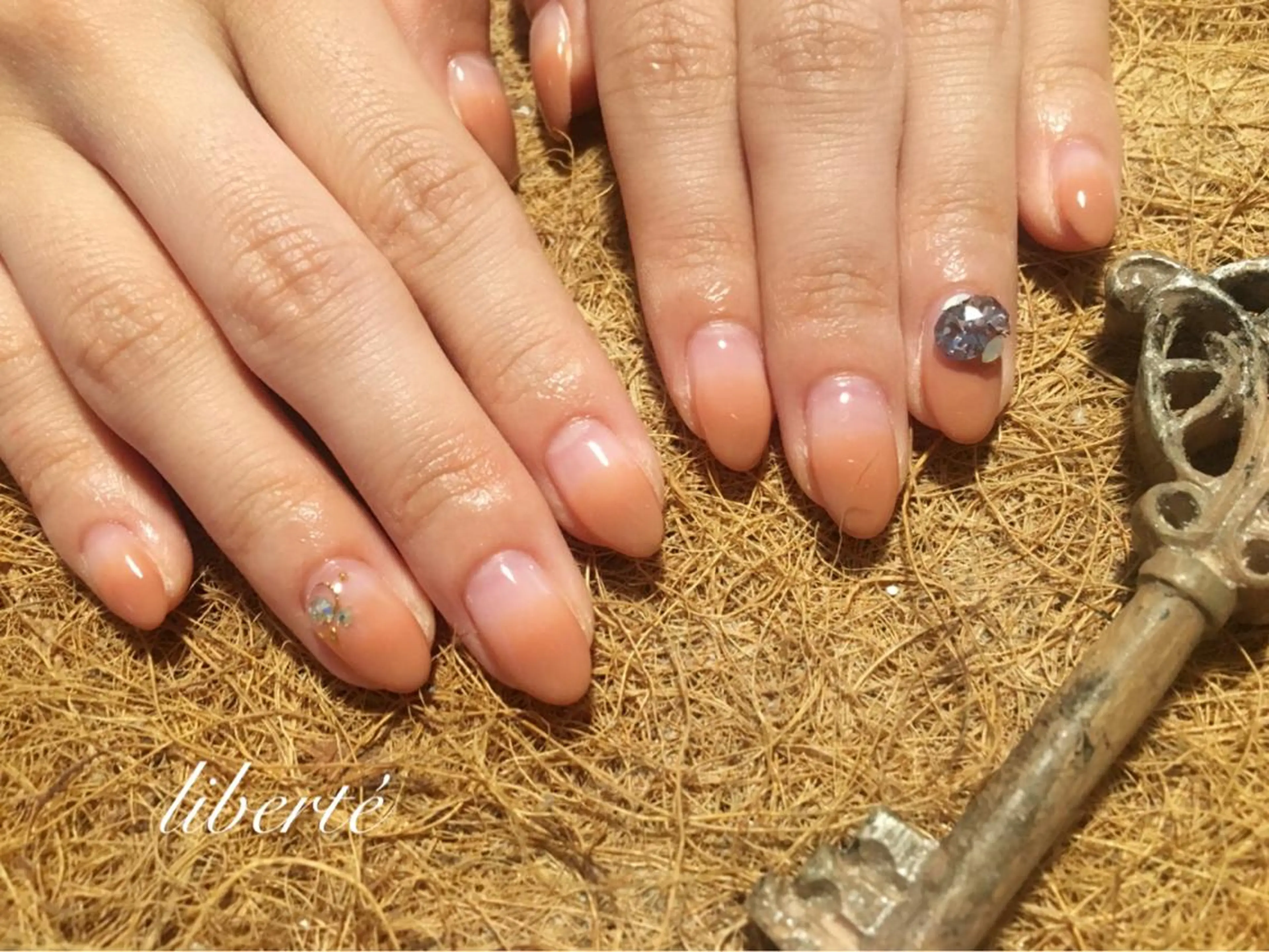 ネイル liberté (リベルテ)のネイルデザイン