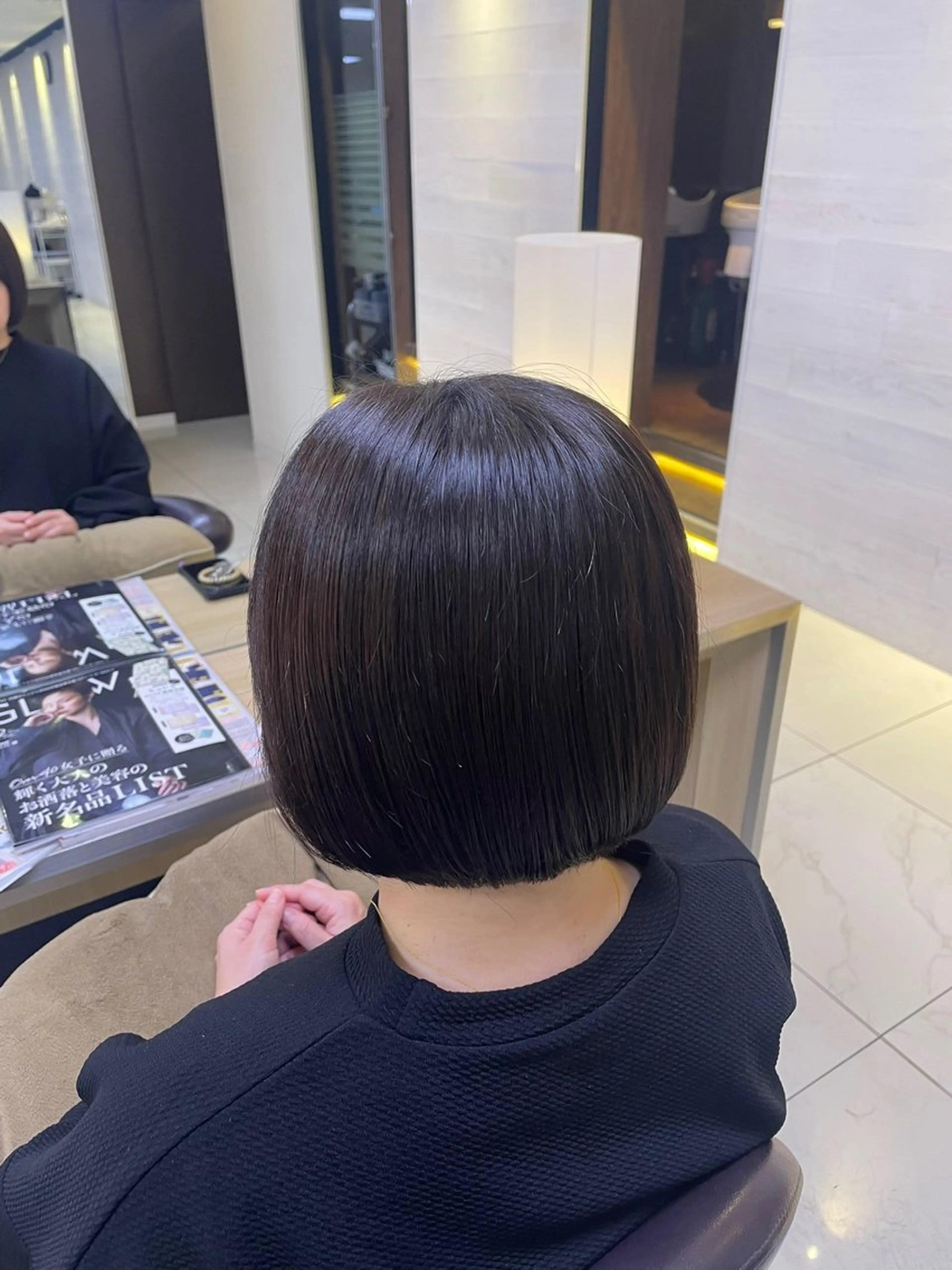 ショート ICHINA🦋寒色 /青髪/艶髪/大船のヘアスタイル