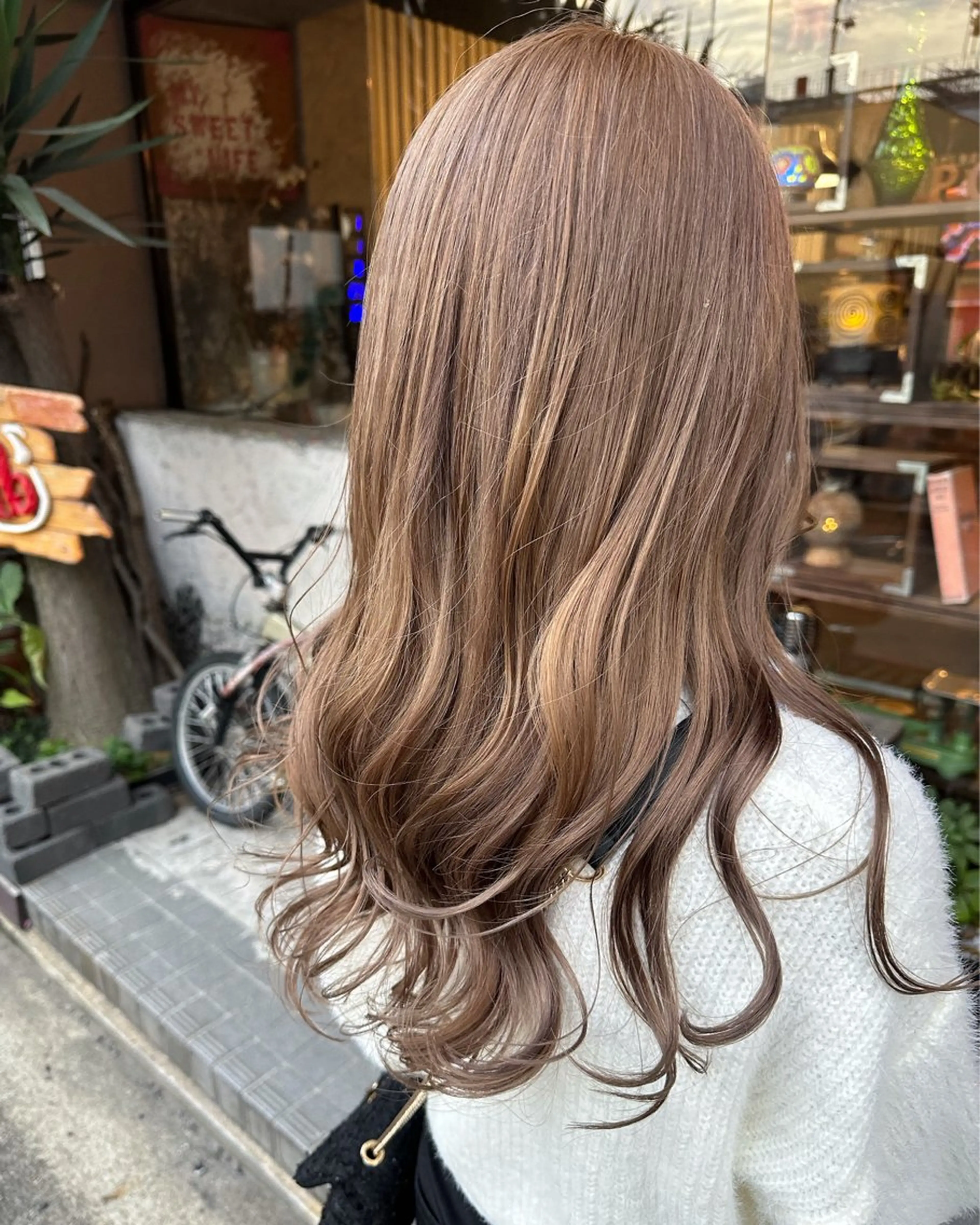 ロング ヘアカラー トリートメント 玉木 育実のヘアスタイル