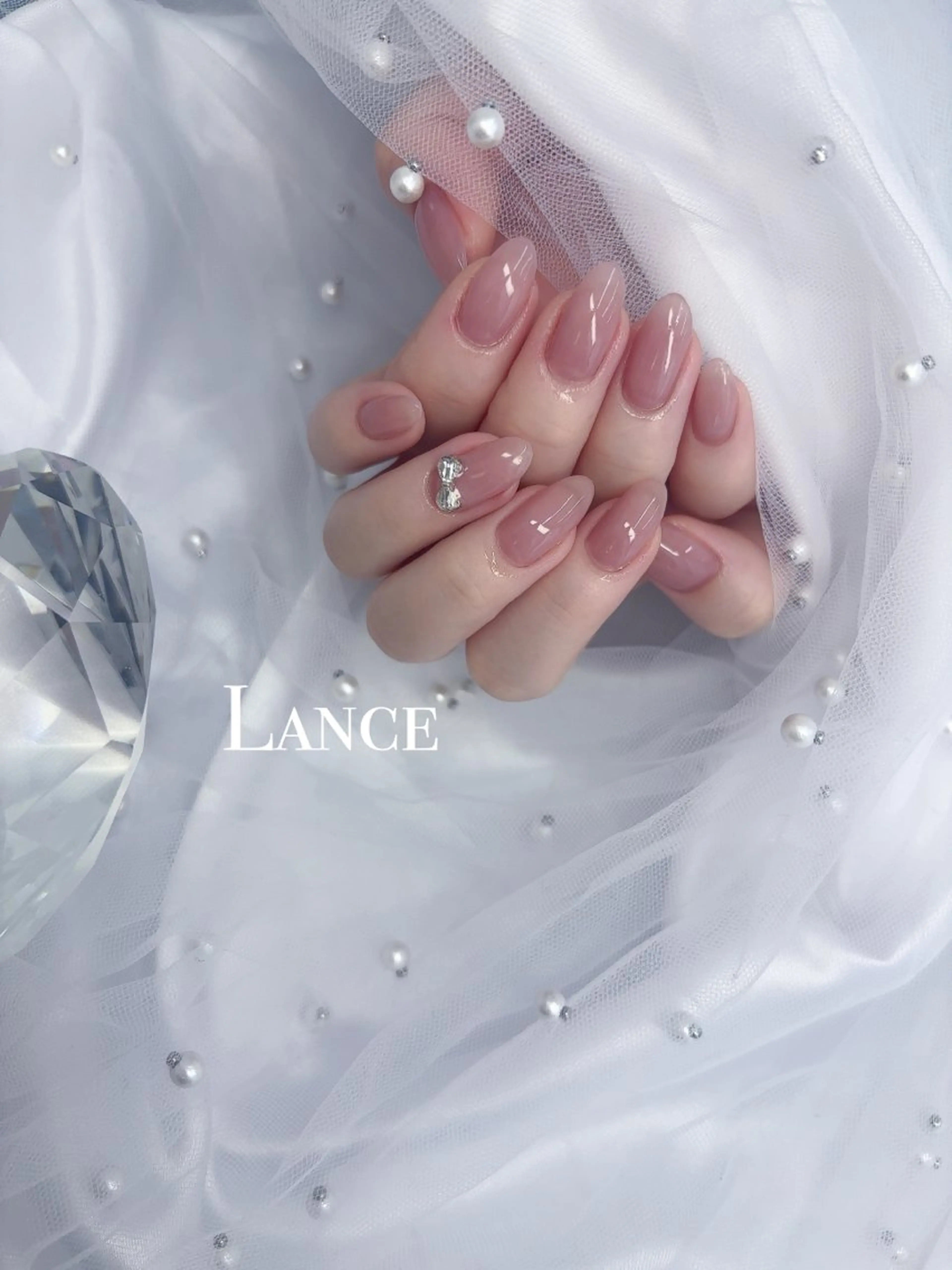 ネイル キラキラネイル 韓国ネイル ワンカラーネイル 春ネイル ワンホンネイル ハンドネイル Lance nailのネイルデザイン