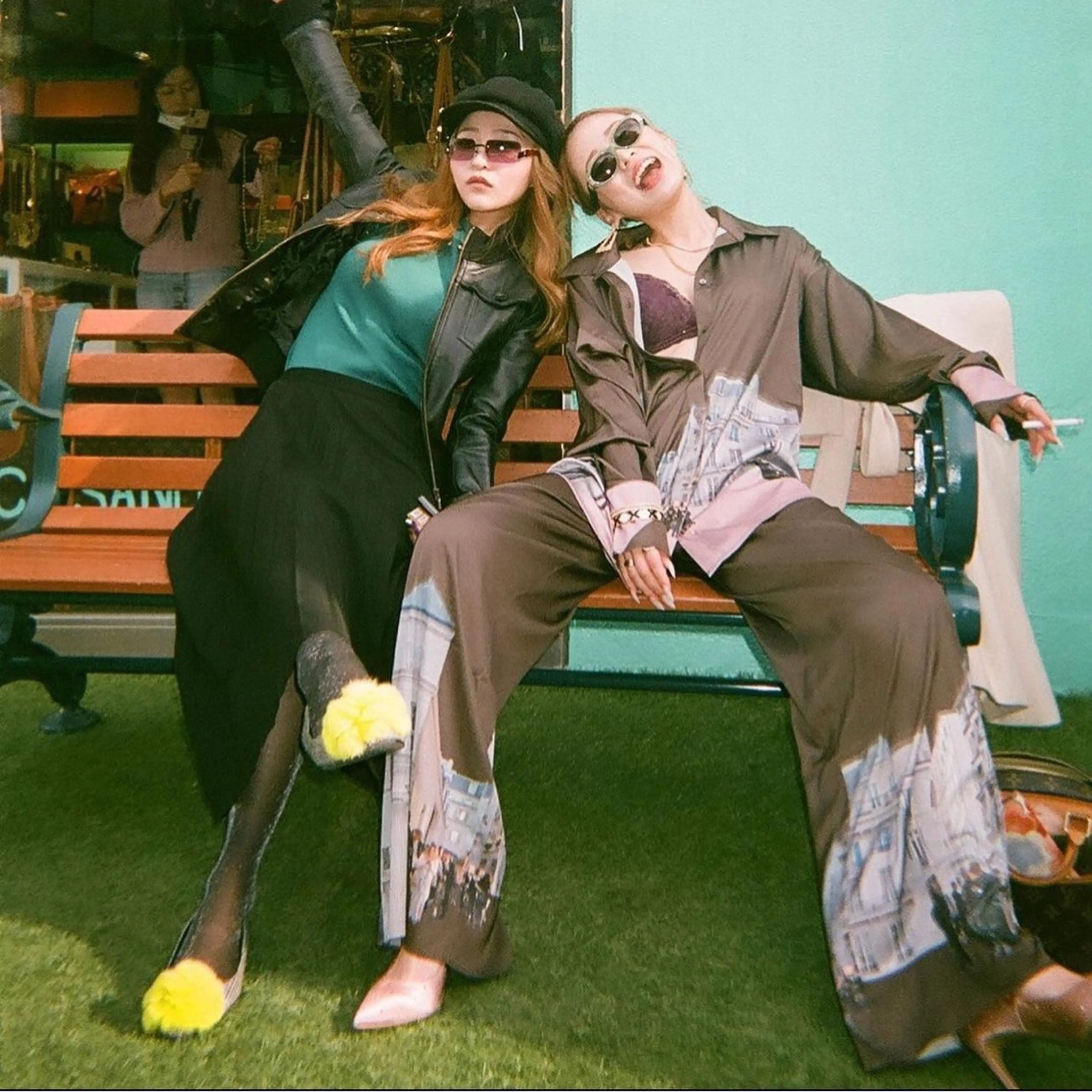 ロング カラー ヘアアレンジ ベージュカラー ブリーチ 抜きっぱなしブロンド ブロンド ケアブリーチ 札幌ブリーチカラー/ ダブルカラー/ドイのヘアスタイル