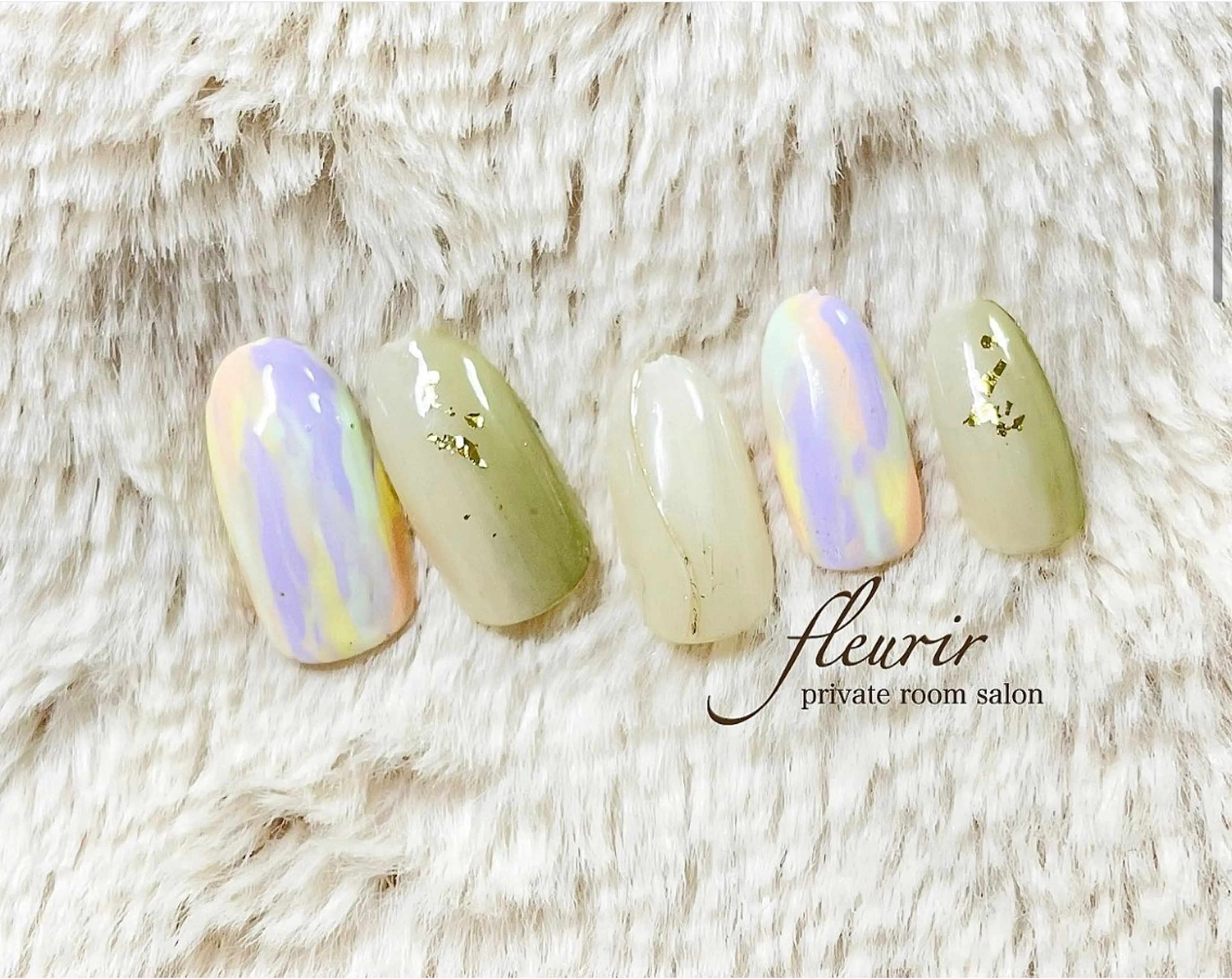 ネイル アートネイル グリーン ミラーネイル ニュアンスネイル パステルネイル フルリール 【プライベートサロンのネイルデザイン