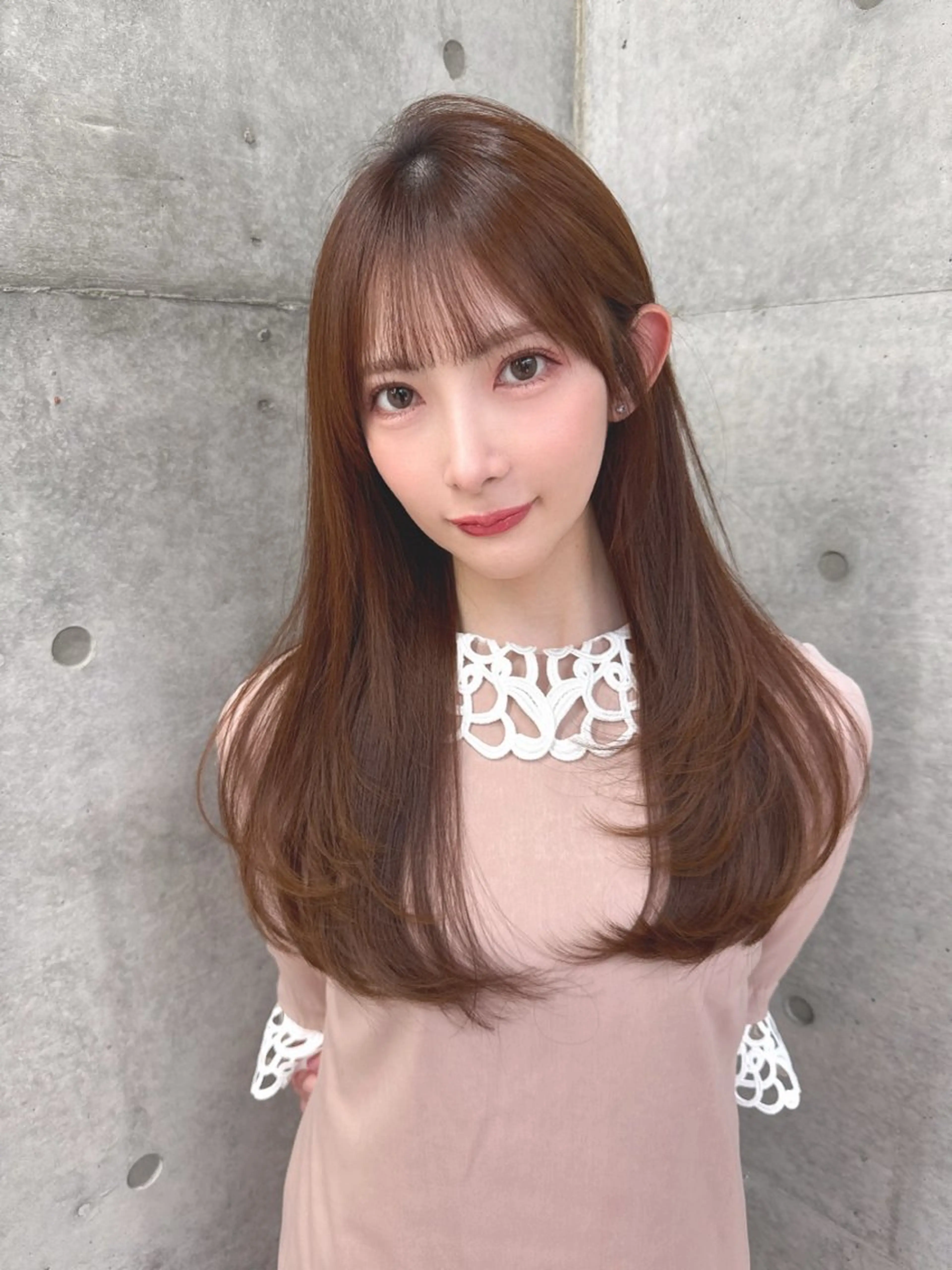 セミロング カラー カット ヘアカラー トリートメント shion 透明感カラーのヘアスタイル