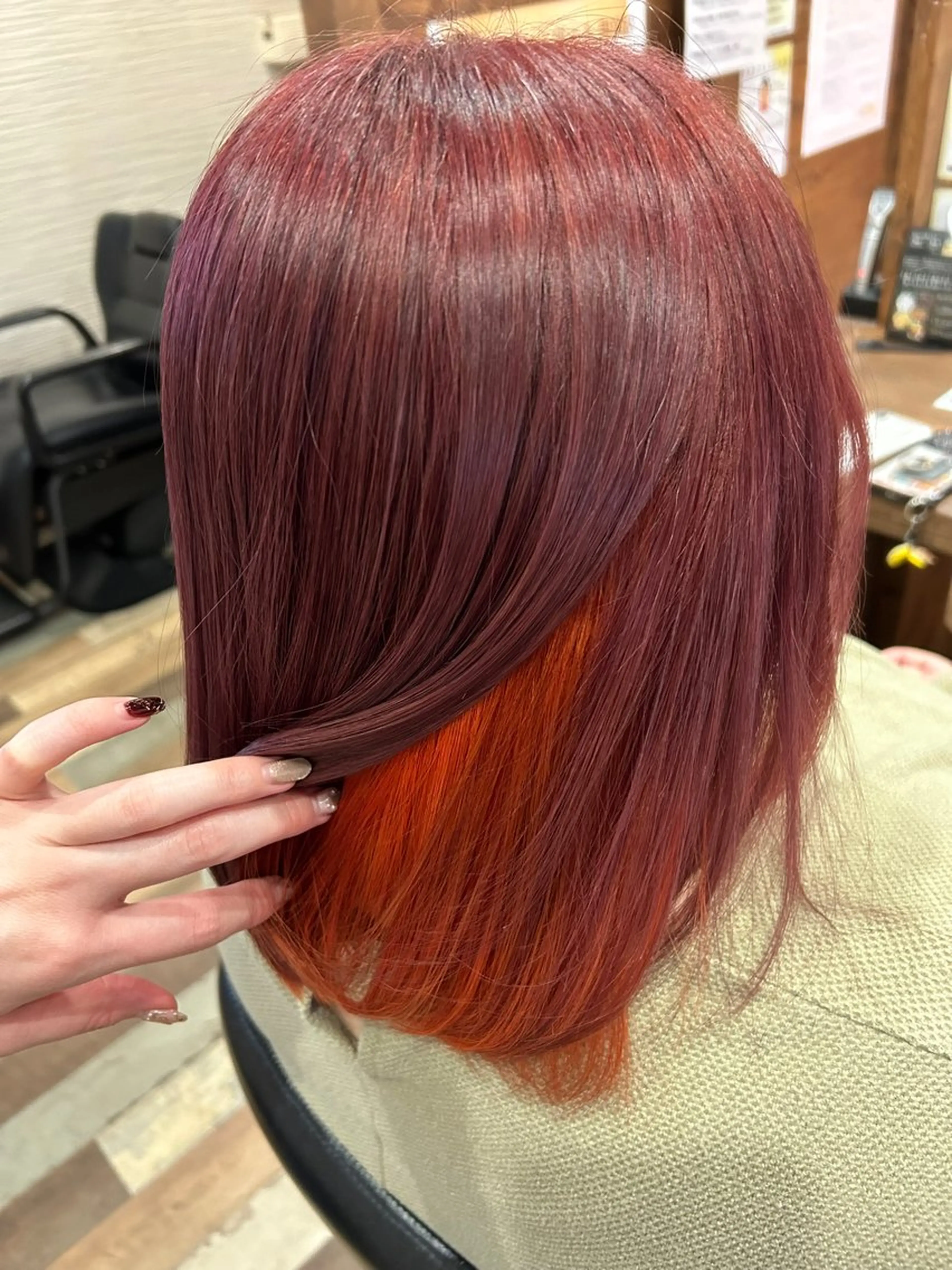 カラー インナーカラー 小東 蓮のヘアスタイル