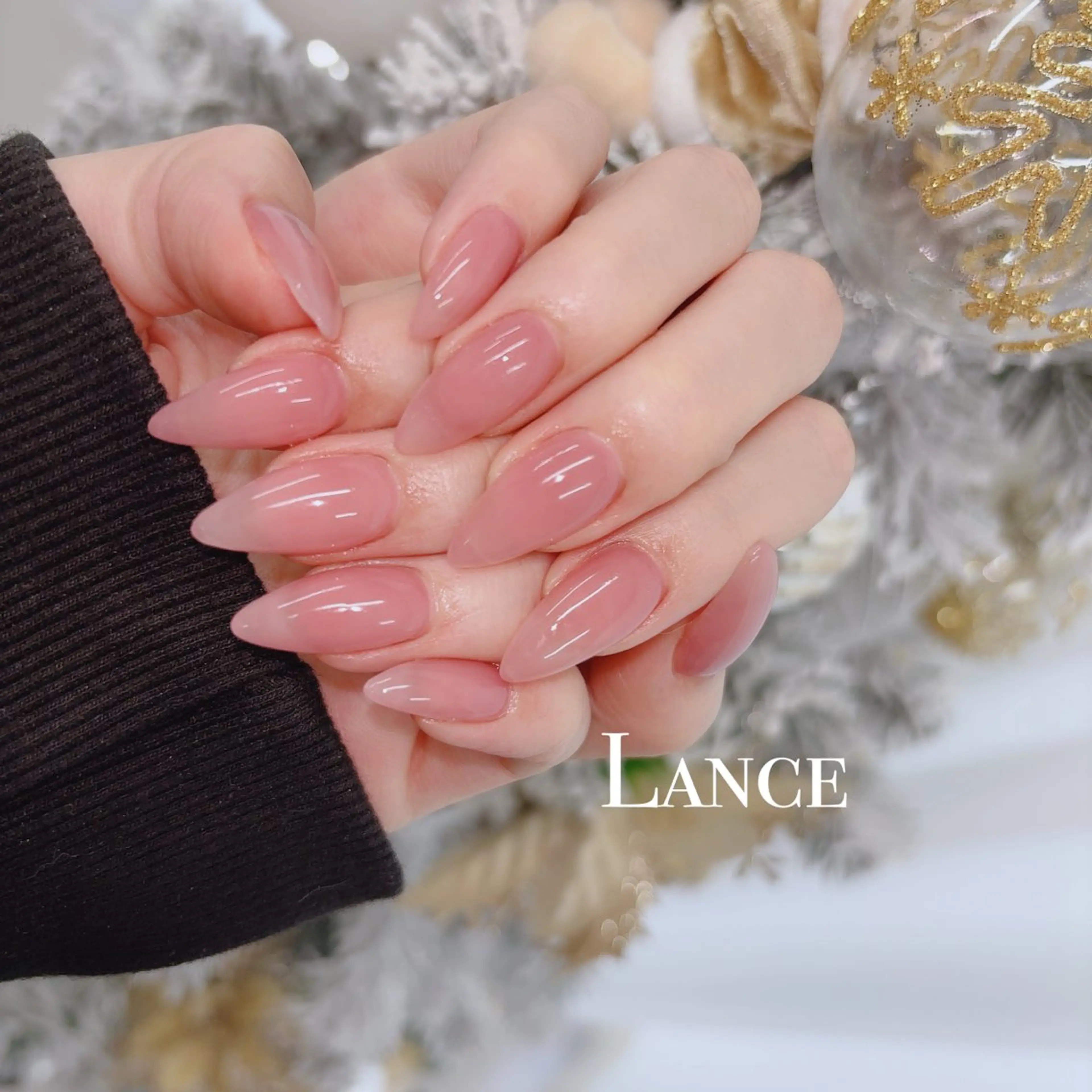 ネイル オーロラネイル フットネイル フレンチネイル ガラスフレンチ 氷ネイル・うるうるネイル ハンドネイル Lance nailのネイルデザイン