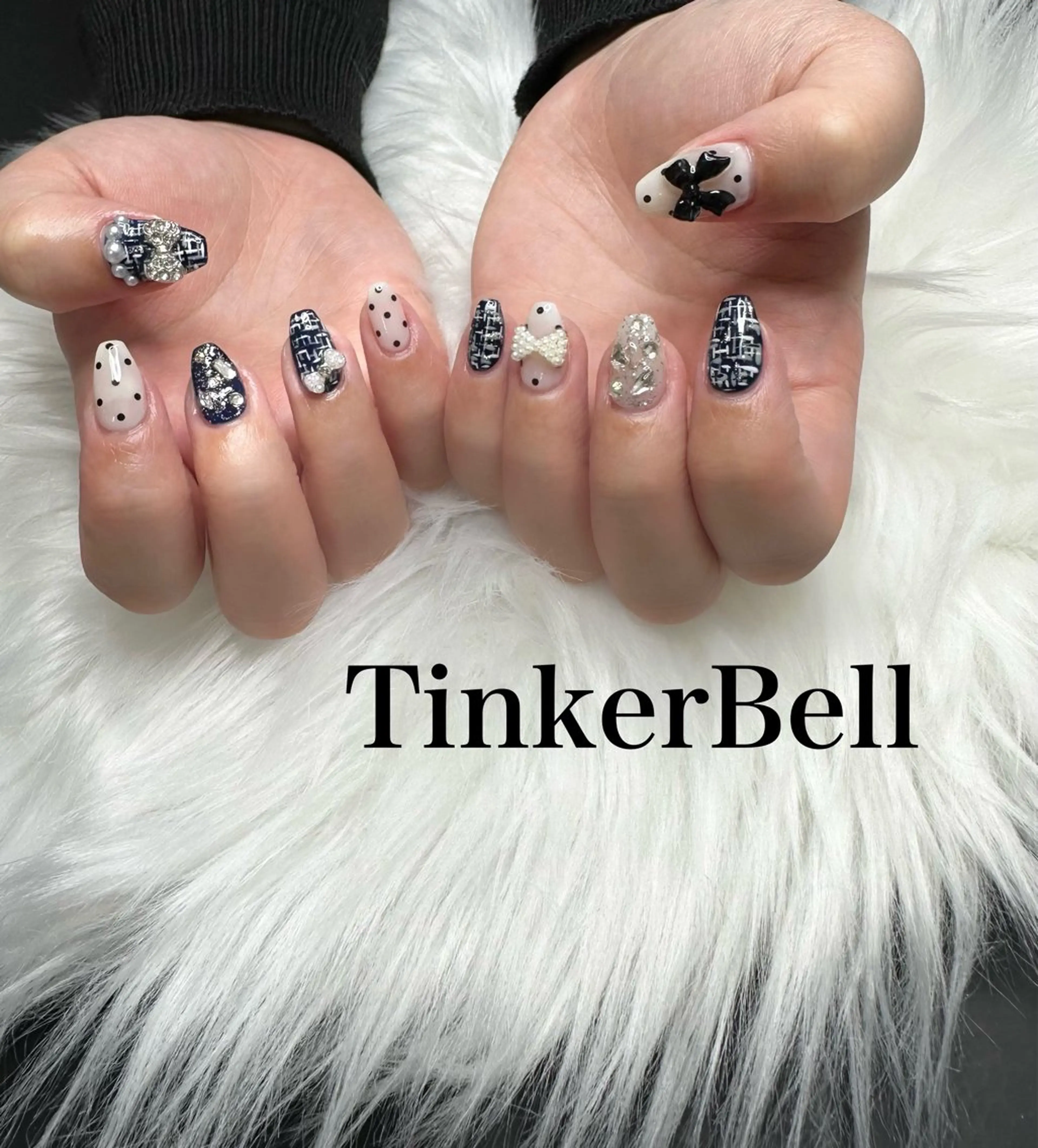 ネイル ネイビー リボン ツイードネイル ハンドネイル Tinker Bellのネイルデザイン