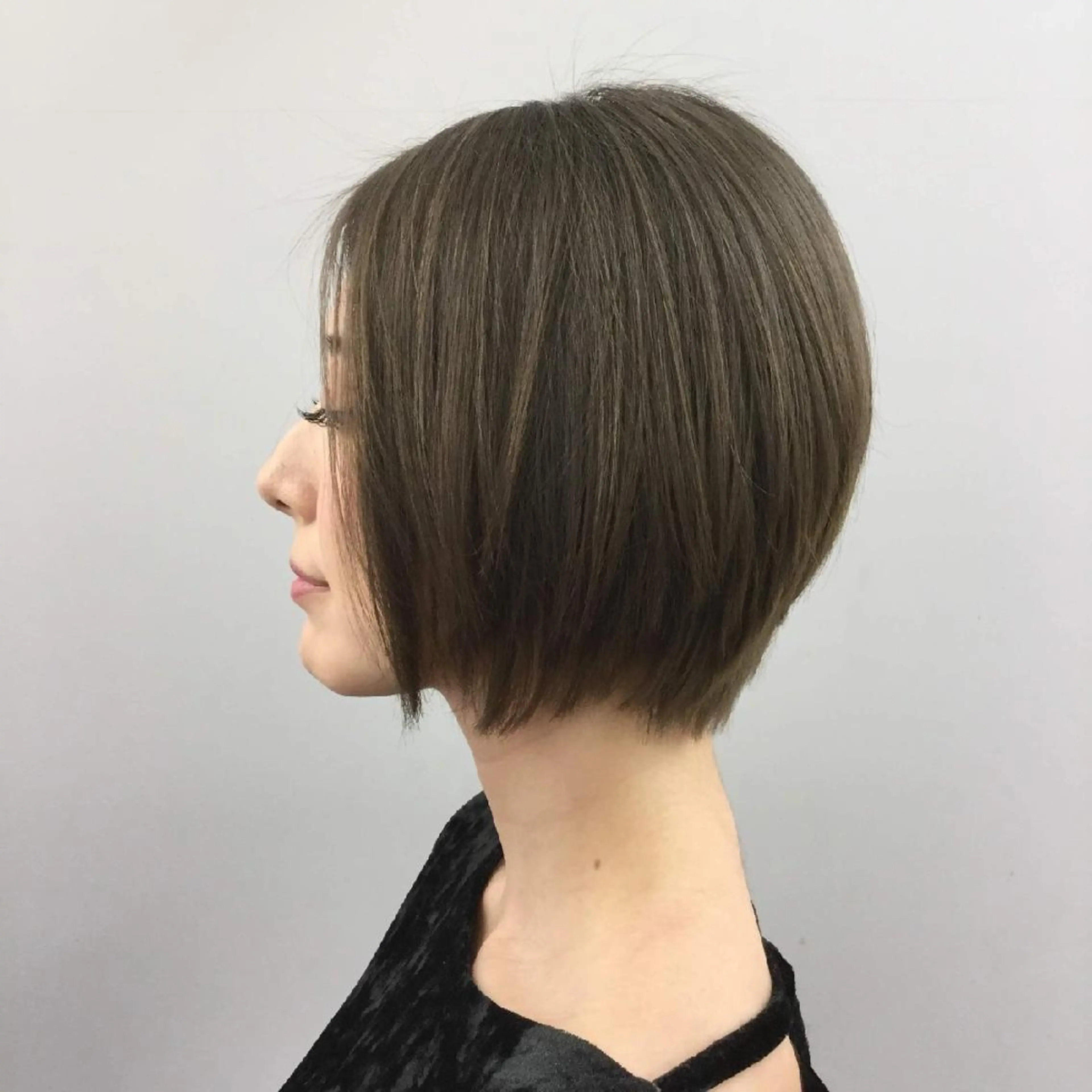 ショート カラー 艶髪サラサラカラー 🌈前原健吾のヘアスタイル