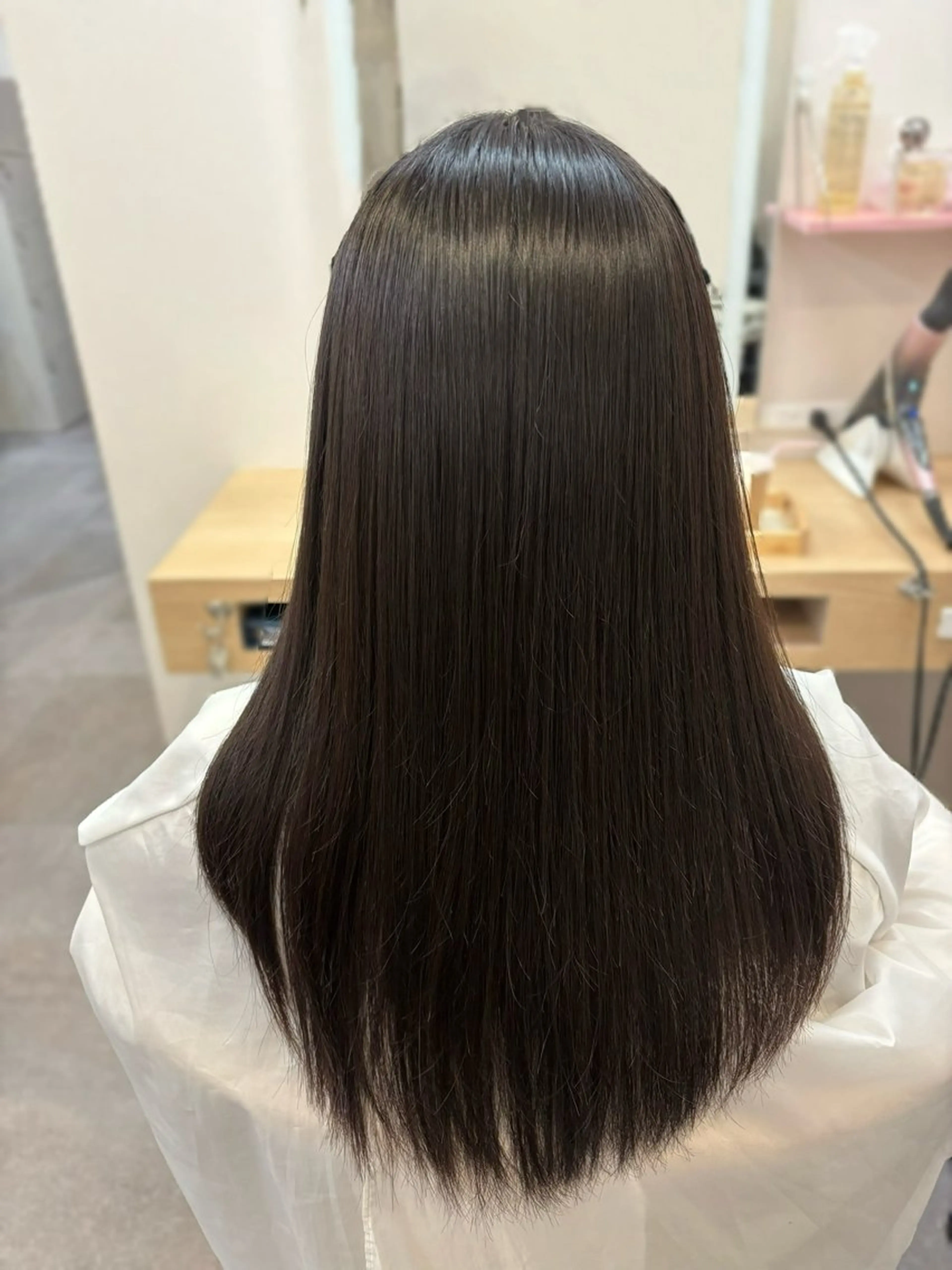 ロング パーマ ストレートパーマ 縮毛矯正 本多 奏音のヘアスタイル