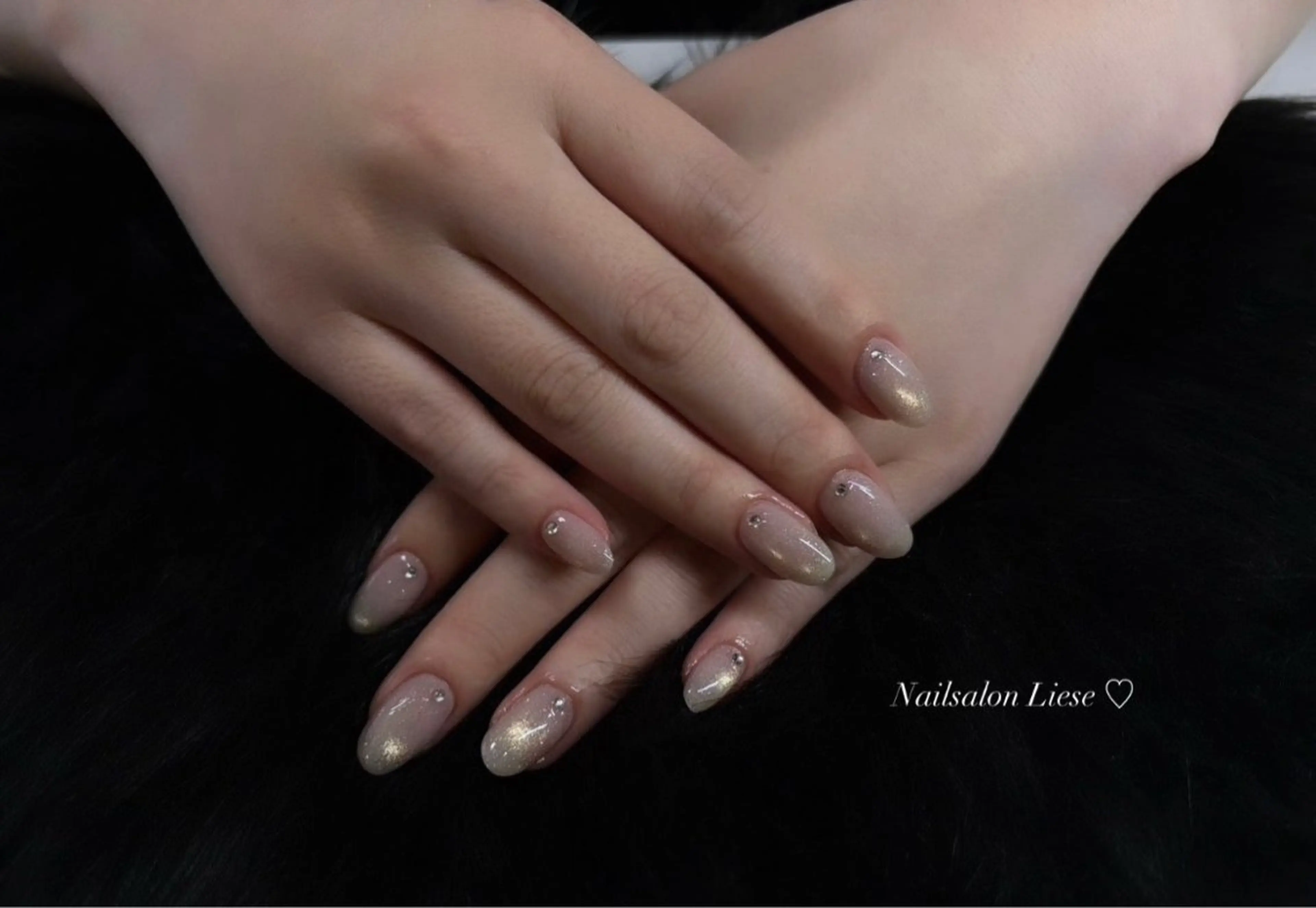 ネイル ハンドネイル 𝐋𝐢𝐞𝐬𝐞 𝐘𝐔𝐈のネイルデザイン