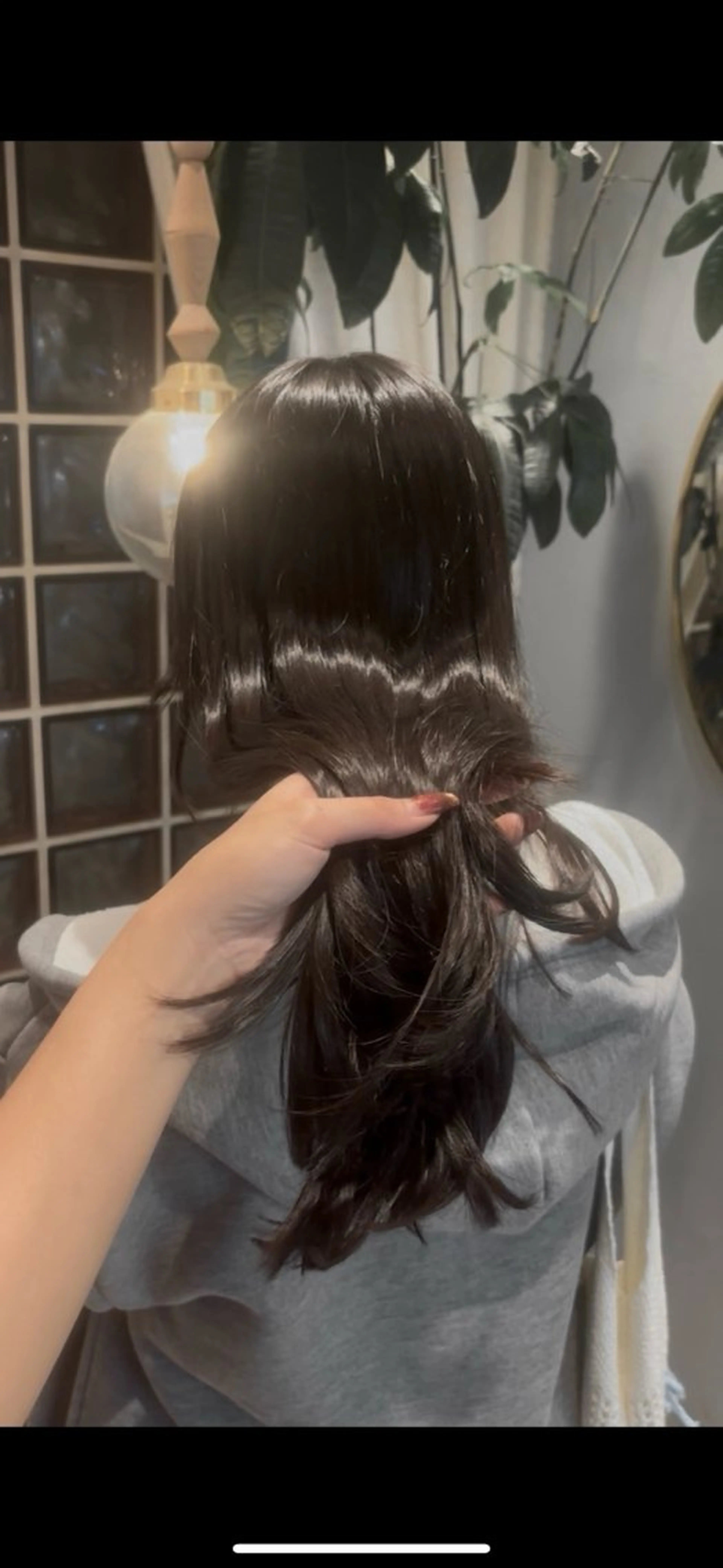 【⚠️1月28日限定🆘 話題の超音波アイロン付‼️】似合わせカット＋濃密トリートメント ミニモ学割の写真