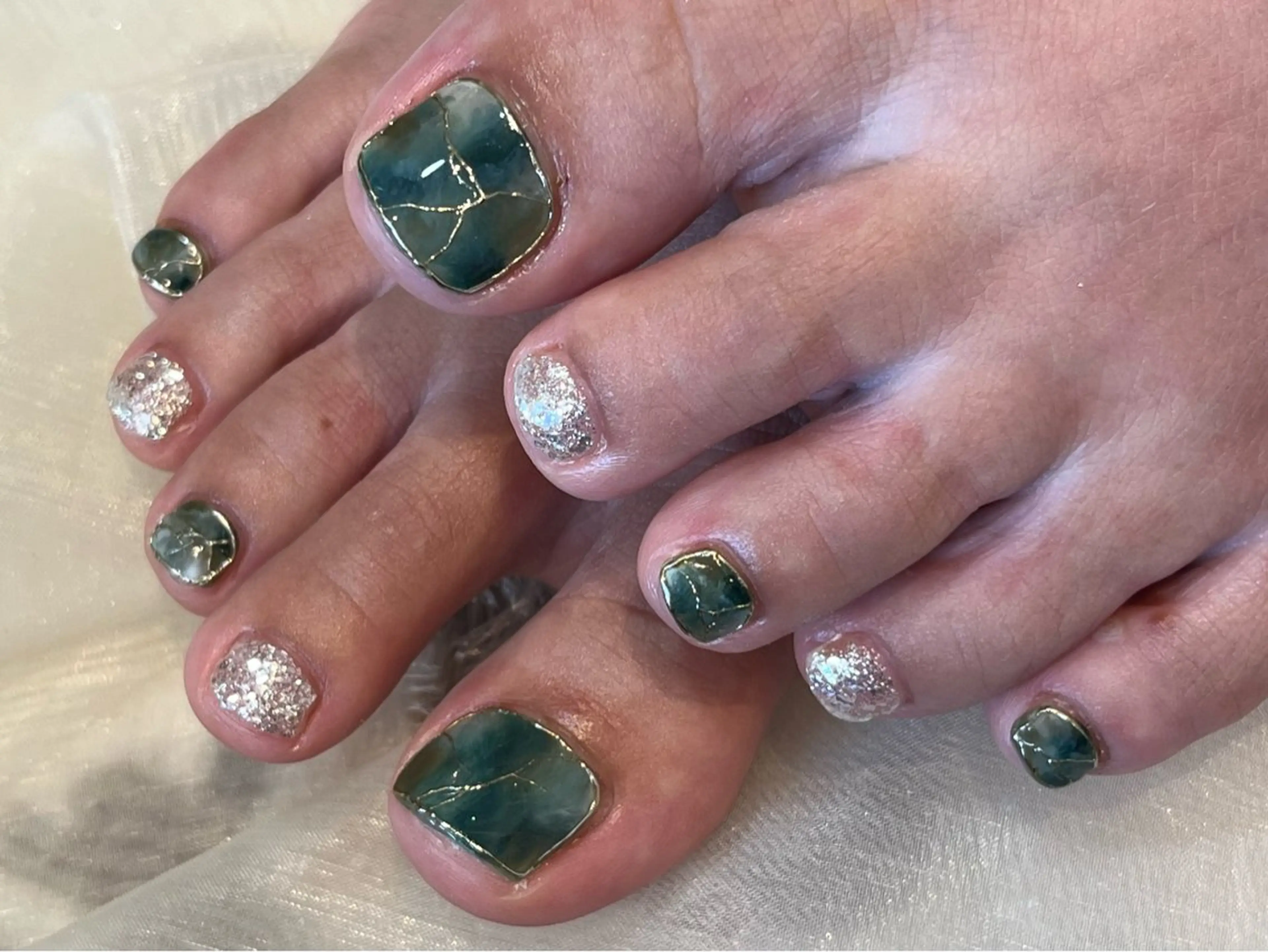 ネイル グリーン 永由 光歩のネイルデザイン