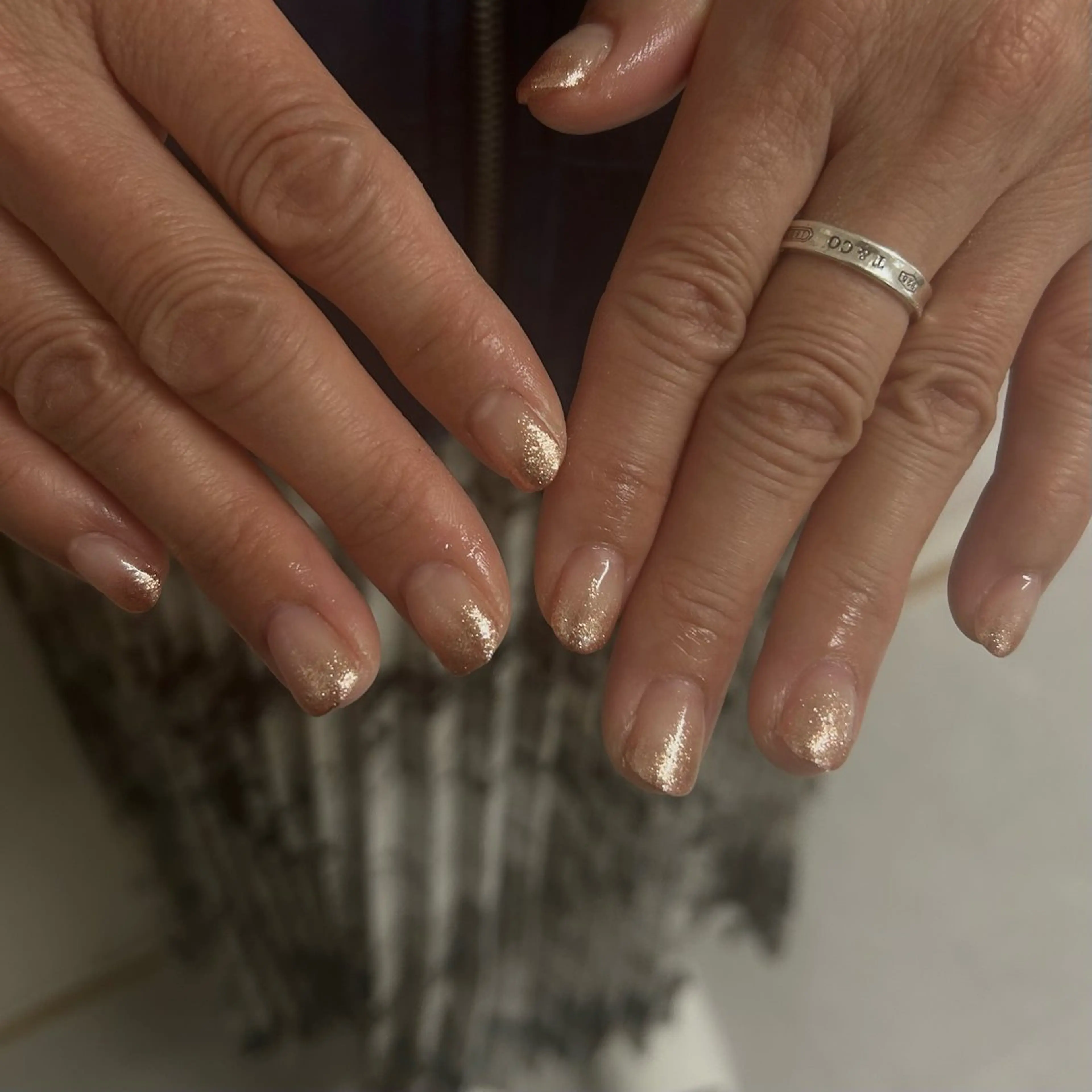 ネイル ラメ(グリッター) ラメグラデーション Elpia naoのネイルデザイン