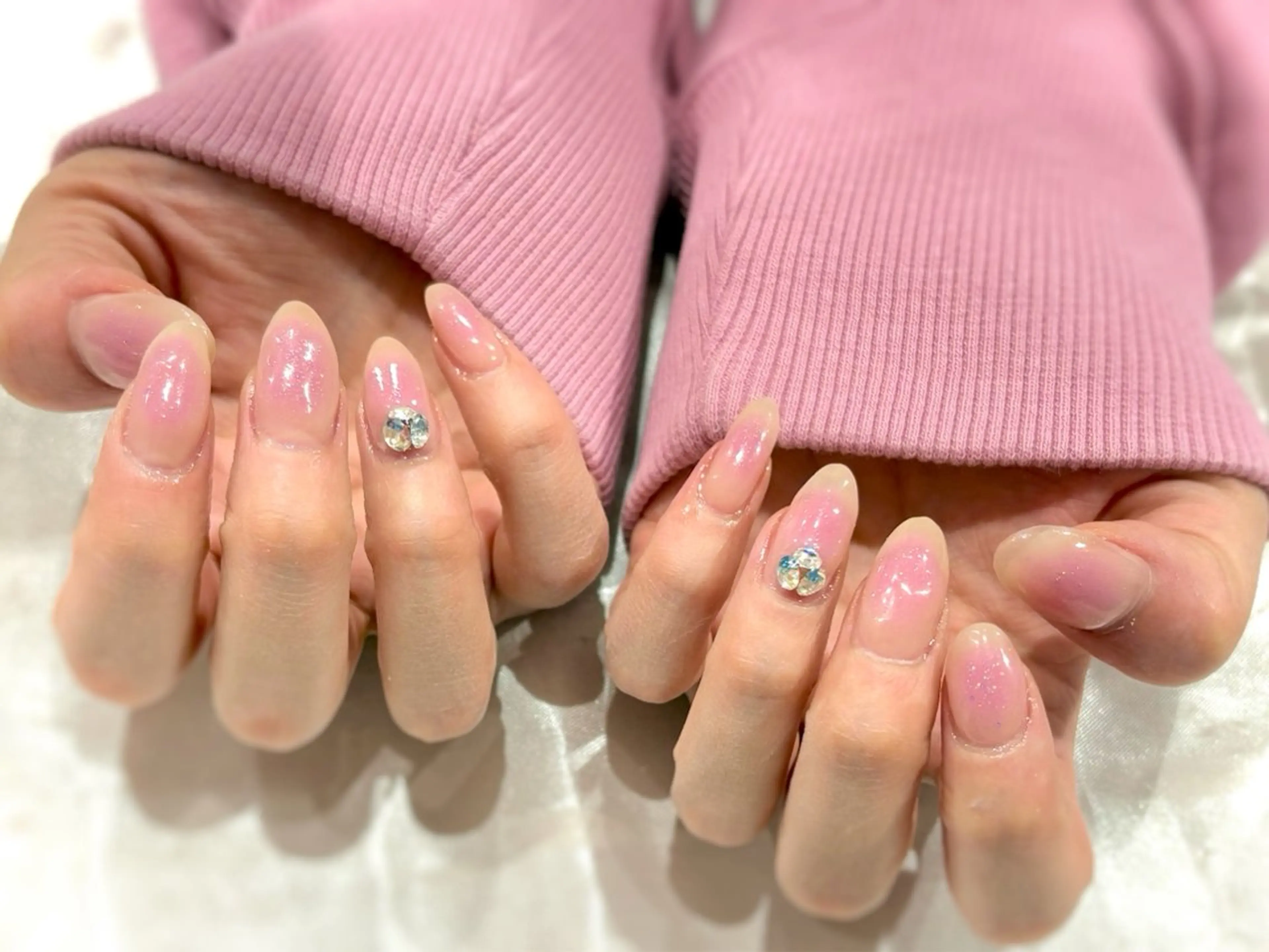 【4月平日限定✨オフ有OK】新生活応援♡ワンカラーorチークorラメグラ+お好きなパーツ2つ¥4900💅🏻︎の写真