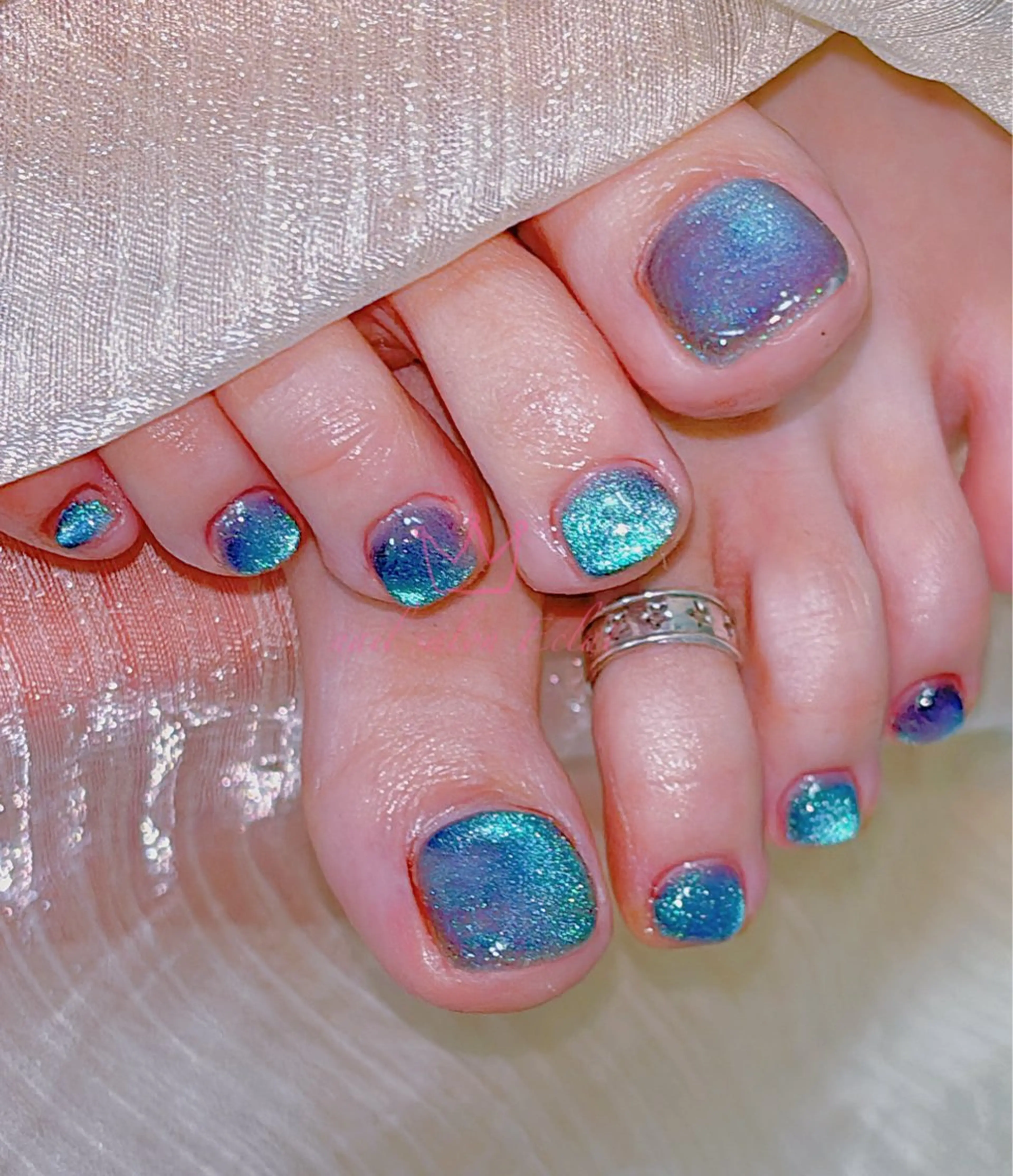 ネイル フットネイル ネイルサロンエクラ 🫧Shizukaのネイルデザイン